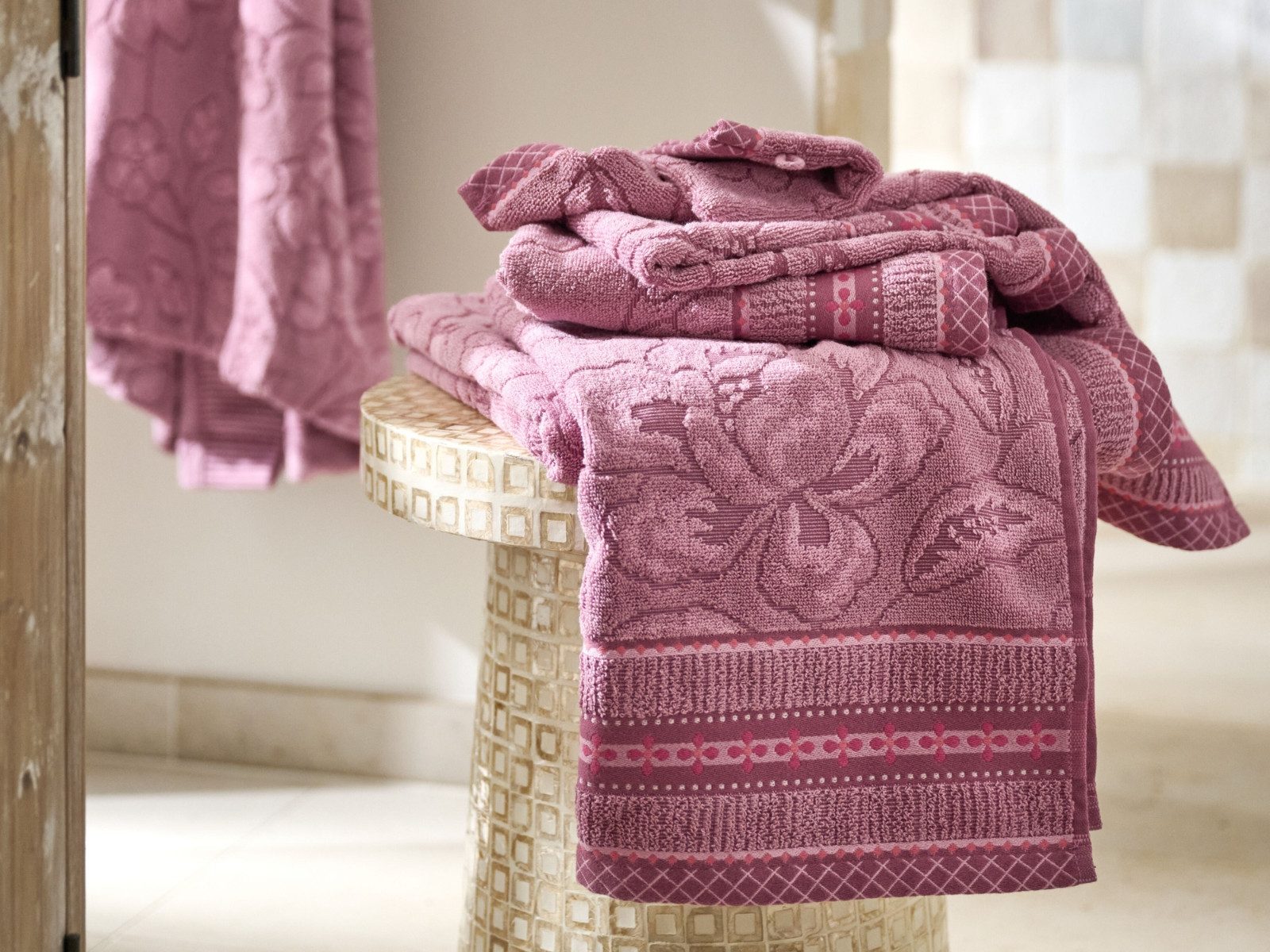 PiP Studio Gästehandtuch Jasmin Jacquard Gästehandtuch light pink 30x50cm (1 Stück), 100% Baumwolle (340543)