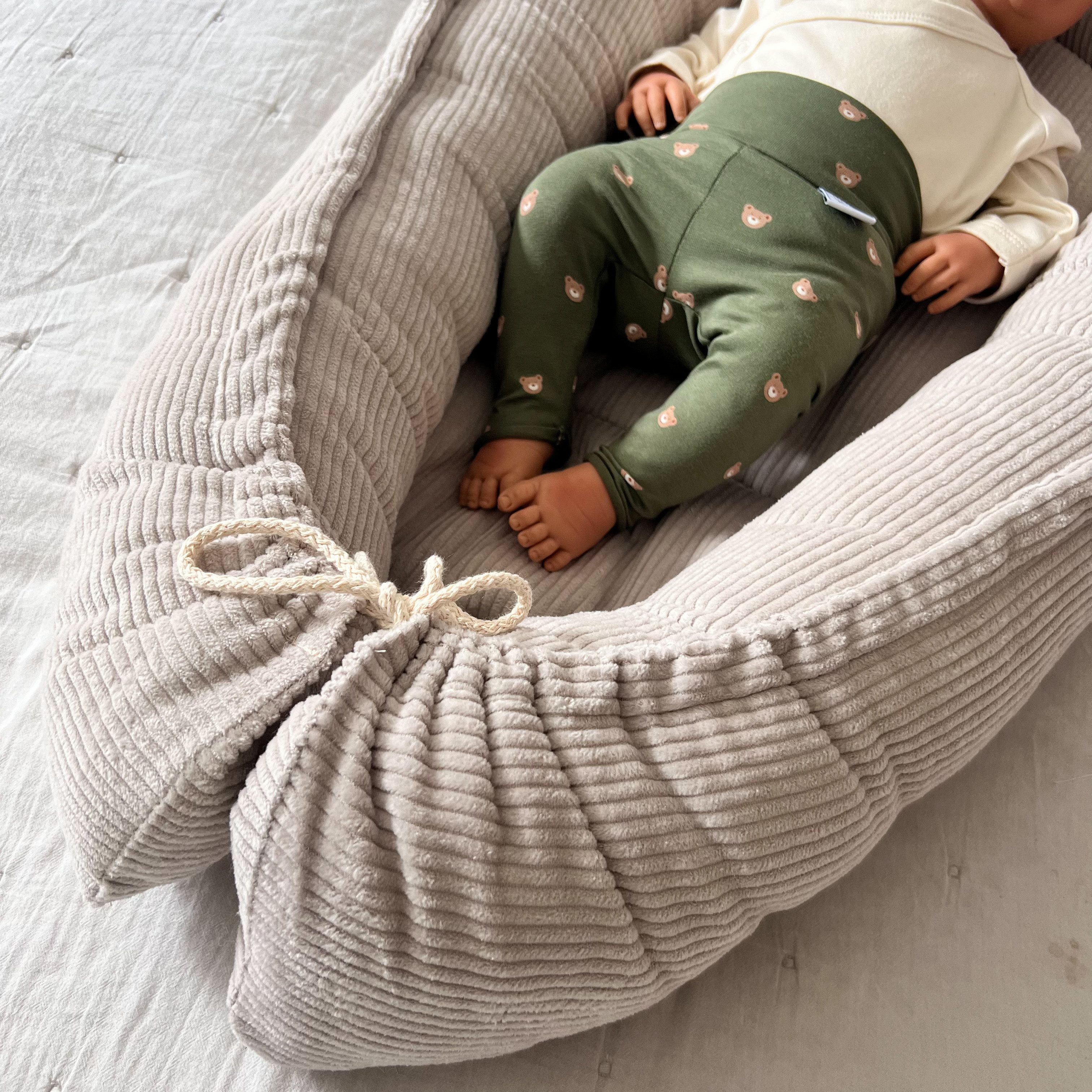 LittleANTunique Bettnestchen Nestchen Cord beige, weich gepolstert