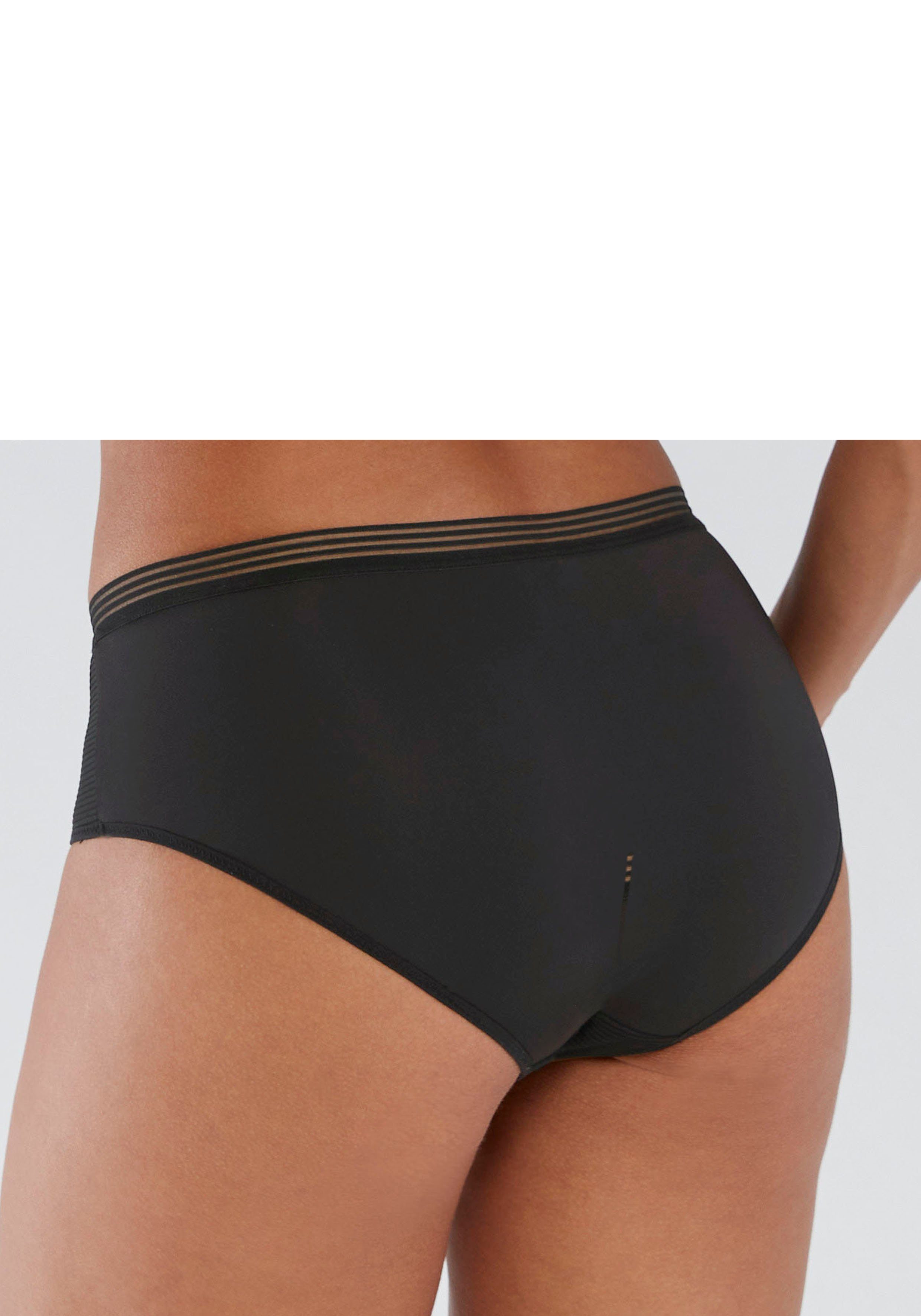 s.Oliver Panty Zoè aus modischer Spitze in graphischer Optik