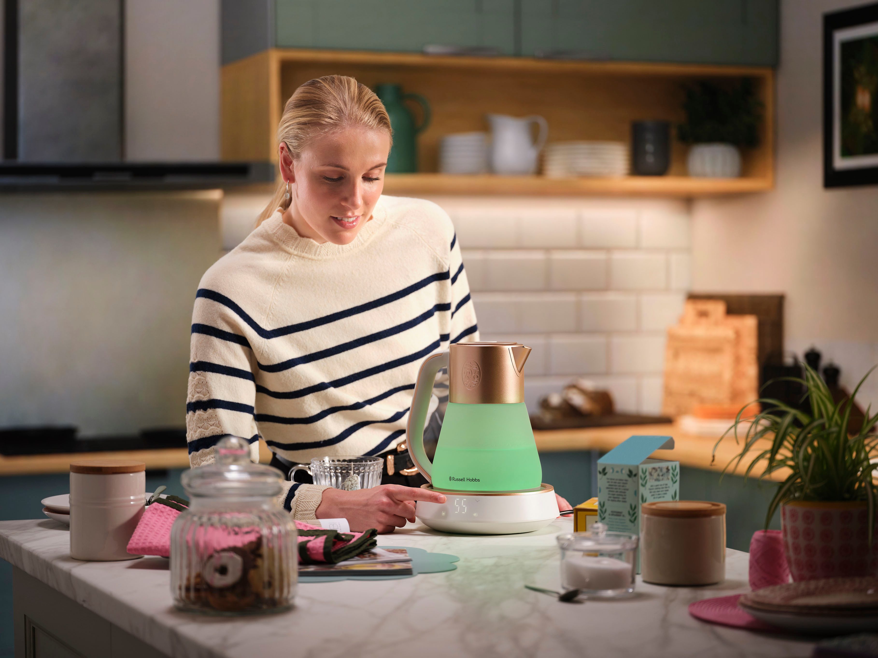 RUSSELL HOBBS Wasserkocher Calm 27450-70, 1,7 l, 2400 W, mit Temperatureinstellung, Innenbeleuchtung und beruhigenden Klängen – Bild 5 von 5