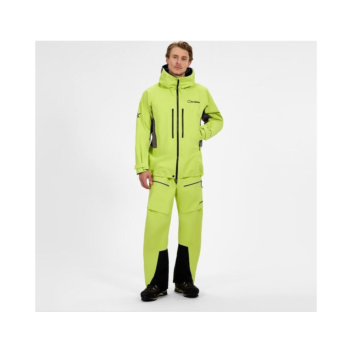 Berghaus Skijacke Extrem Vanguard Gore-Tex Jacke für Herren - Schwarz Hochfunktionale, winddichte Herrenjacke mit Gore-Tex® für maximalen