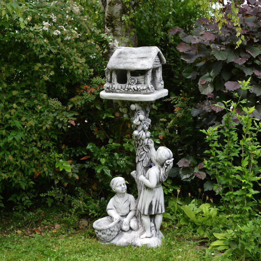 gartendekoparadies.de Gartenfigur Junge & Mädchen mit Vogelhaus Steinfigur 138 cm Steinguss 122 kg, Frostsicher