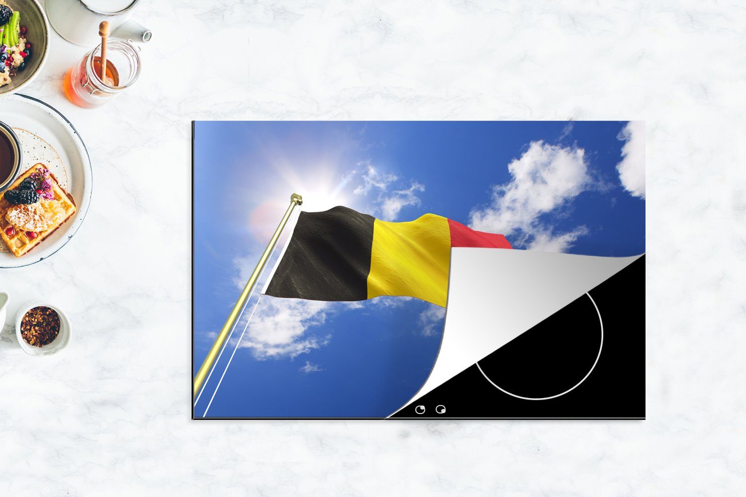 Vinyl, Die (1 weht cm, tlg), MuchoWow Flagge küche, für 81x52 die Induktionskochfeld belgische Schutz Ceranfeldabdeckung Himmel, Herdblende-/Abdeckplatte am