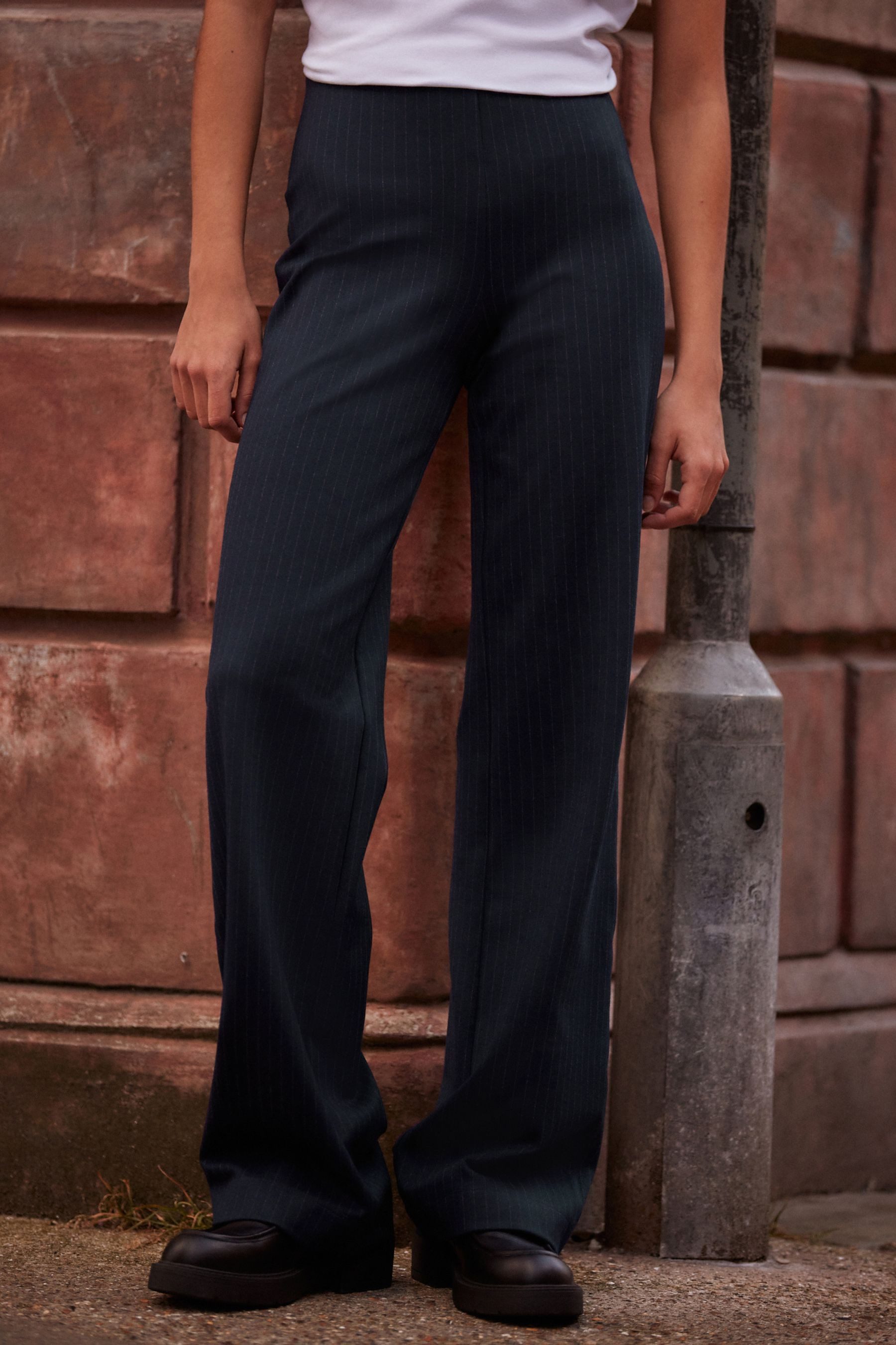 Next Jerseyhose Nahtlos Ponte-Hose mit weitem Bein – Kurzgröße (1-tlg)
