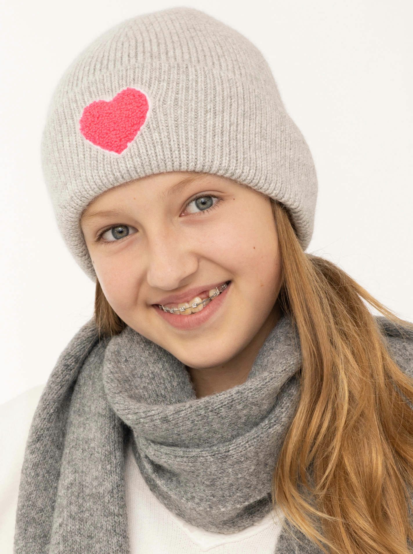 Zwillingsherz Beanie "Heart Patch"-KIDS Pinkes Herz-Patch, breiter Umschlag, gerippt, mit Wollanteil