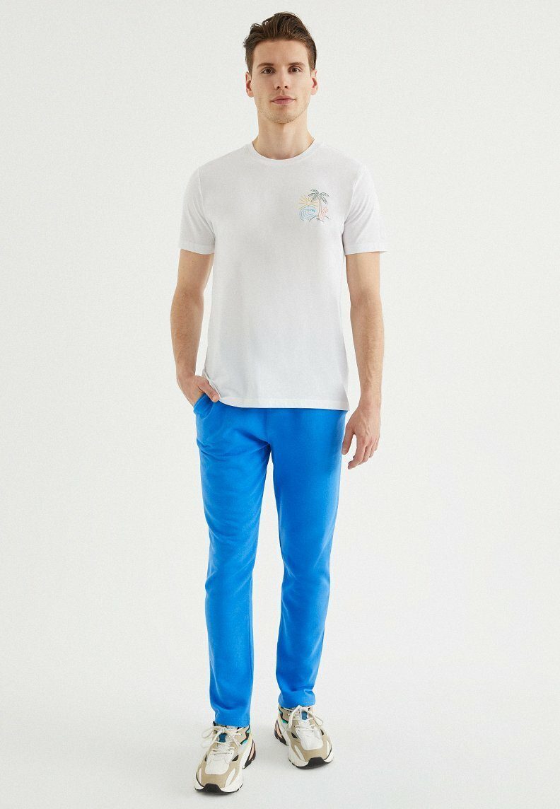 SWEATPANTS Brilliant (1-tlg) Blue WESTMARK Jogginghose CORE LONDON