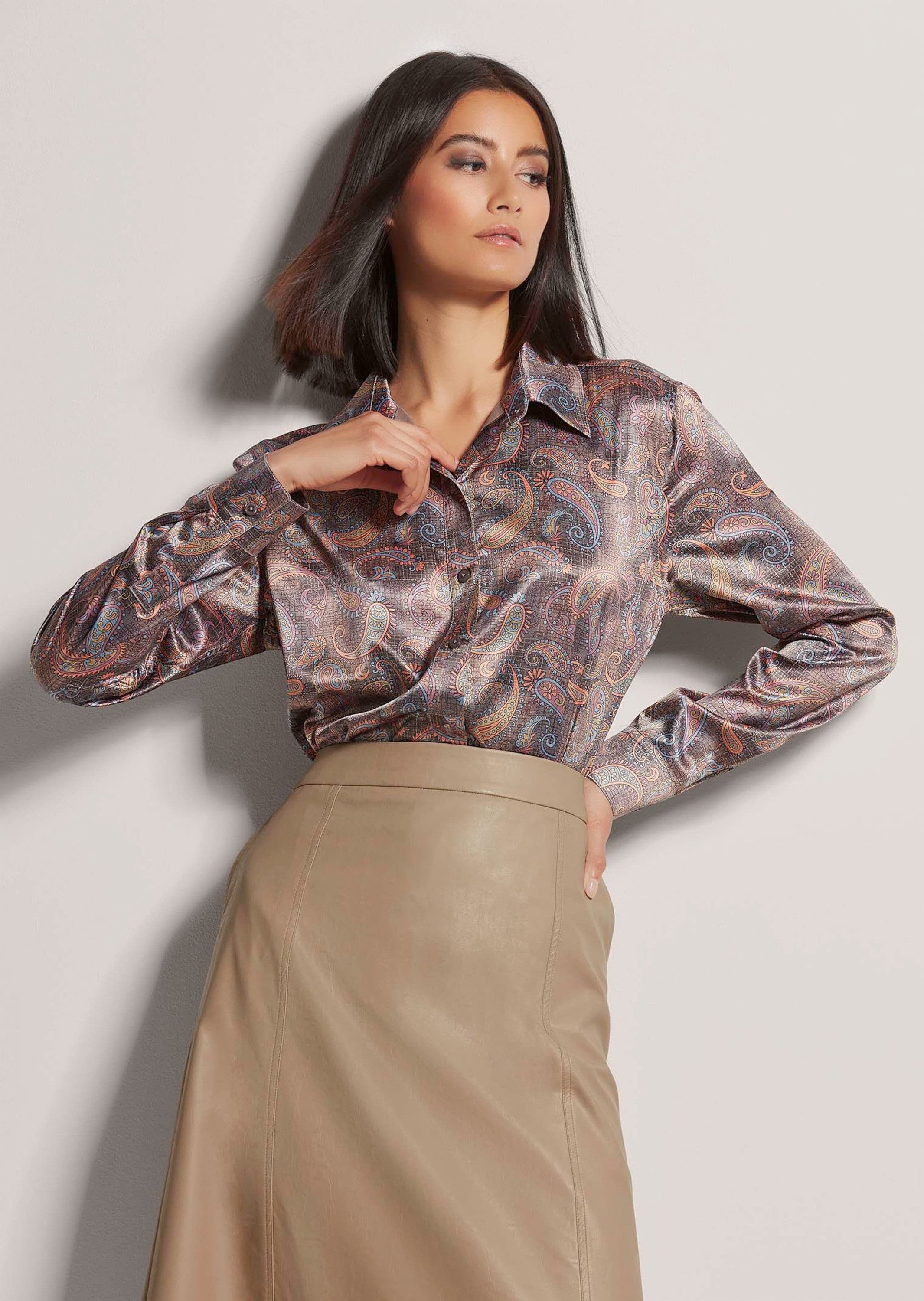 Langarmbluse Satinbluse mit Knopfmanschetten