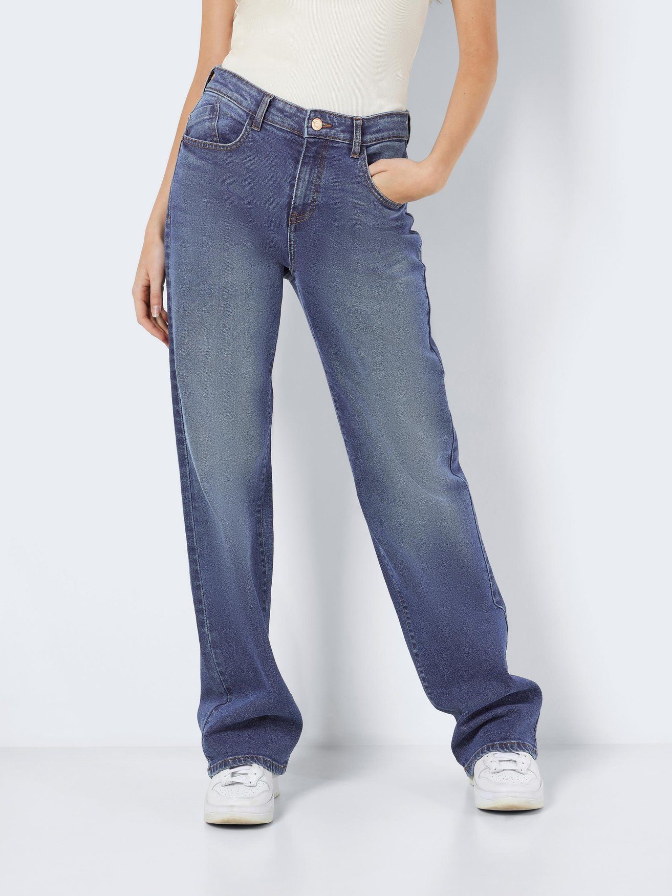 Noisy may Boyfriend-Jeans Weite Jeans Straight Fit NMYOLANDA 6056 in Blau