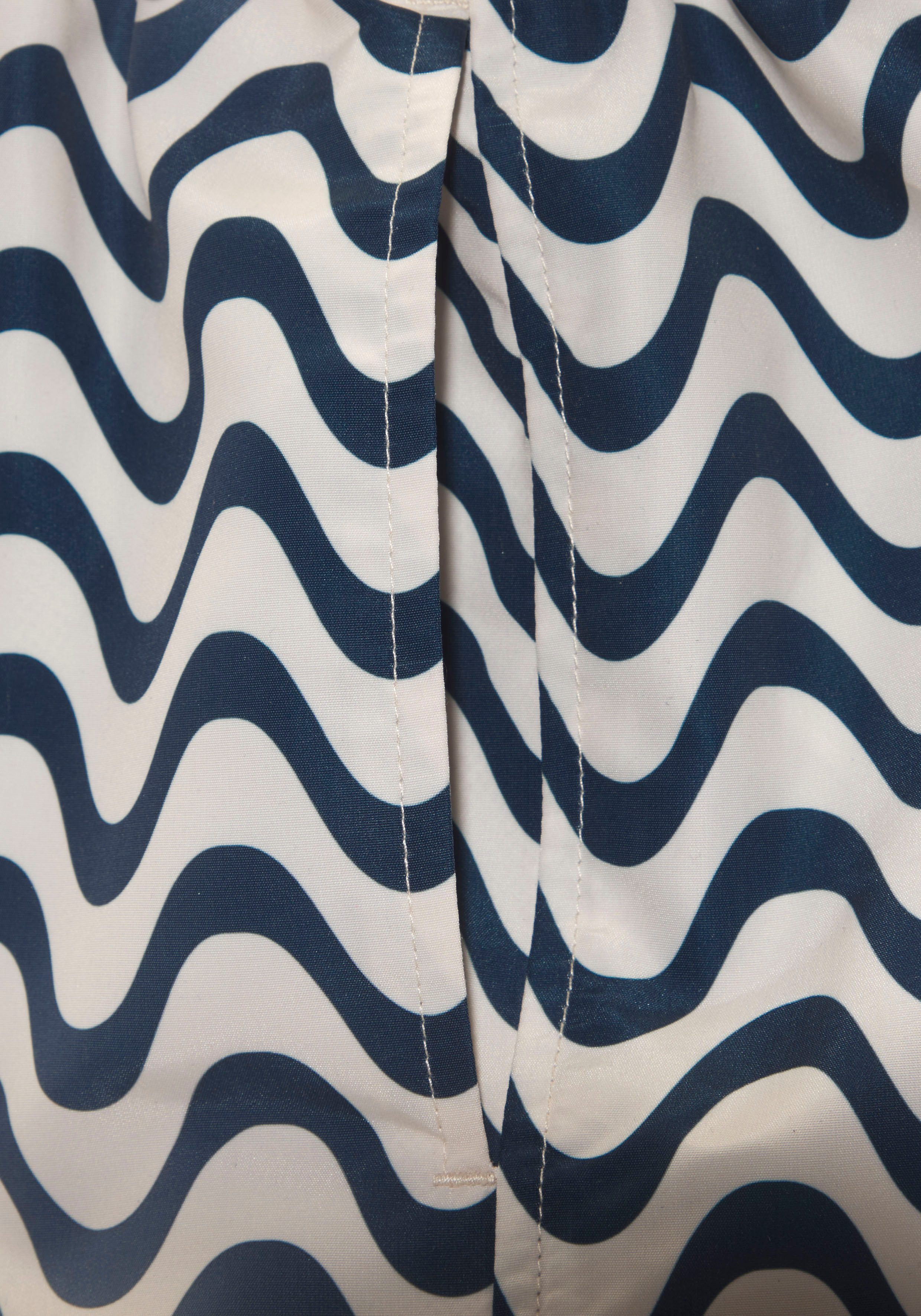 s.Oliver Badeshorts Jeason im Wellendesign