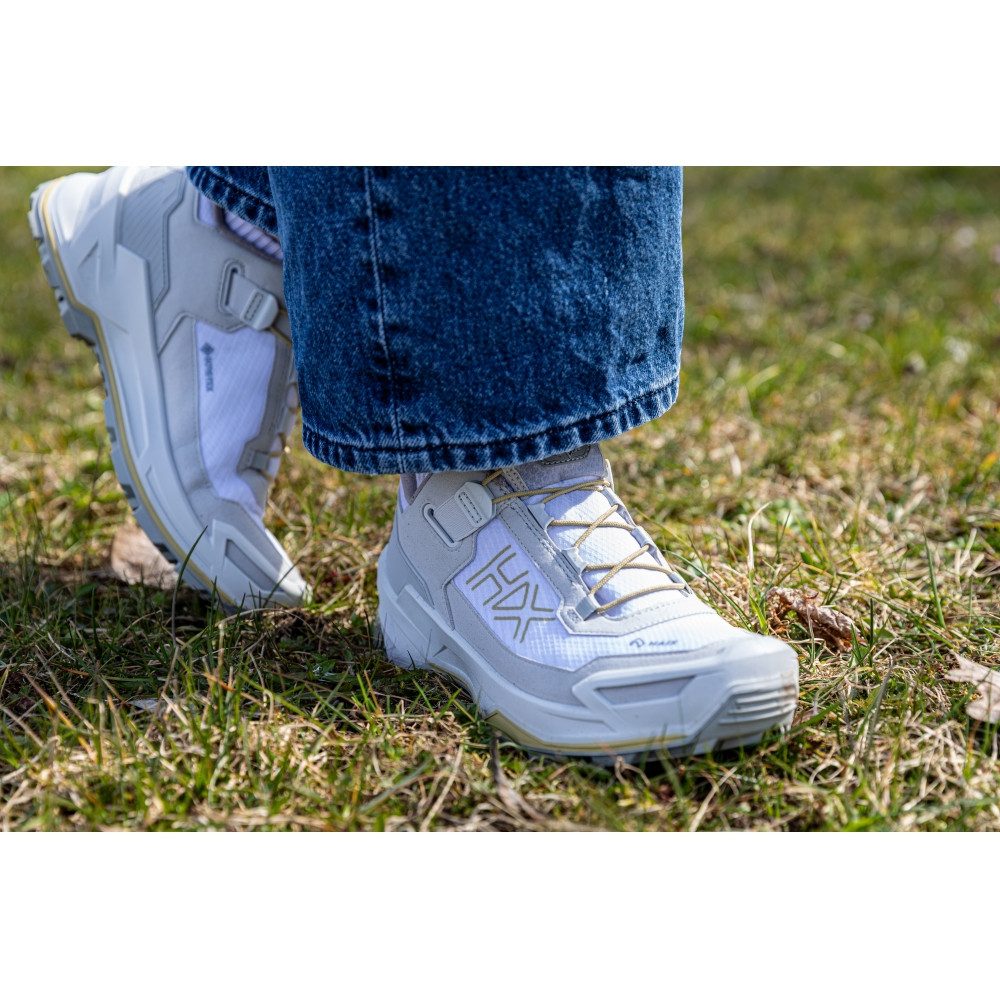 haix BLACK EAGLE EVO GTX Ws low/white-gold Wanderschuhe Damen UK 9.0 Outdoorschuh wasserdicht durch GORE-TEX®