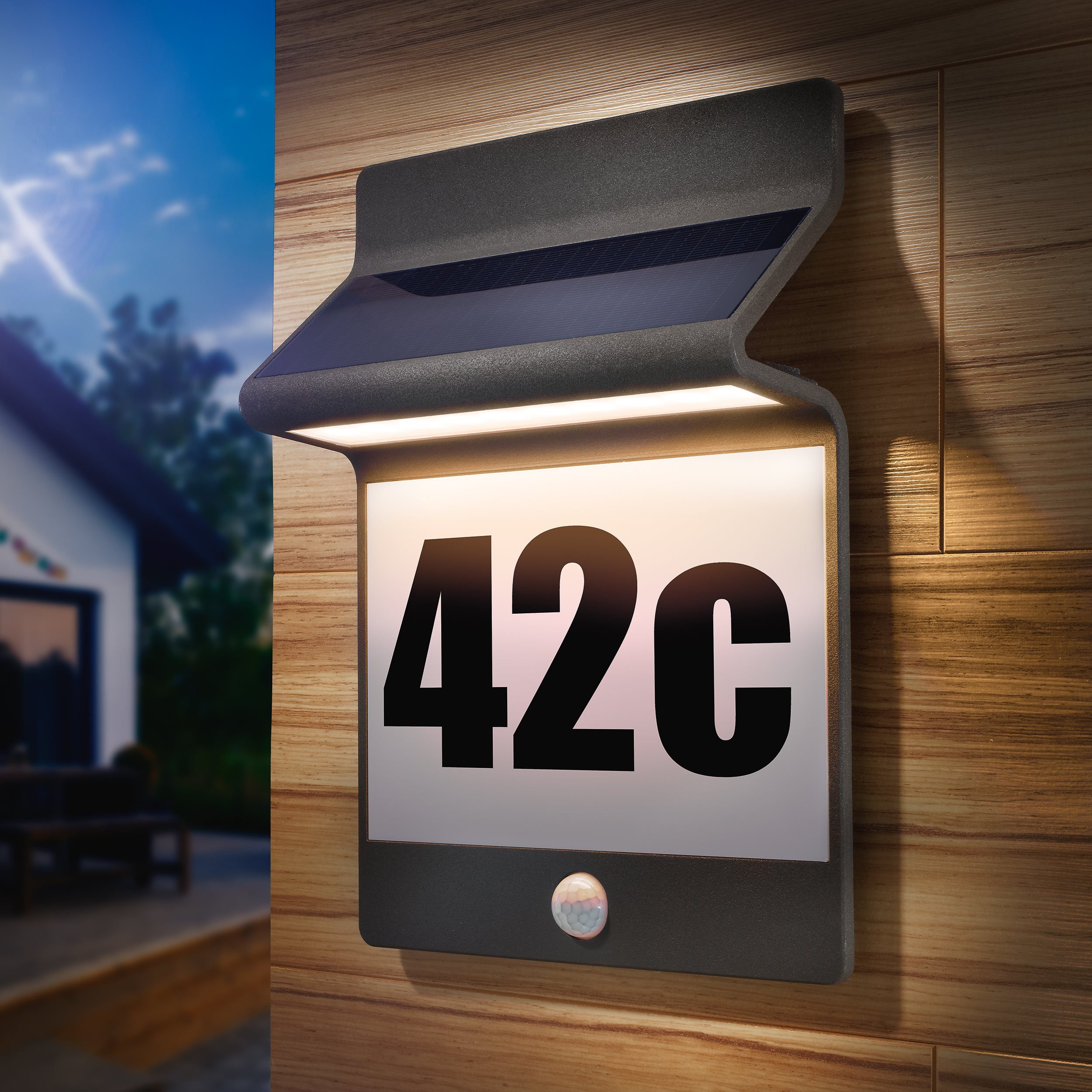 esotec LED Außen-Wandleuchte Solar PIR Hausnummernleuchte ALU LINE schwarz 21x30cm außen 102650, LED fest integriert, warmweiß, kaltweiß, 2 Leuchtfarben kaltweiß + warmweiß, Alu-Gehäuse, 12Std Leuchtdauer