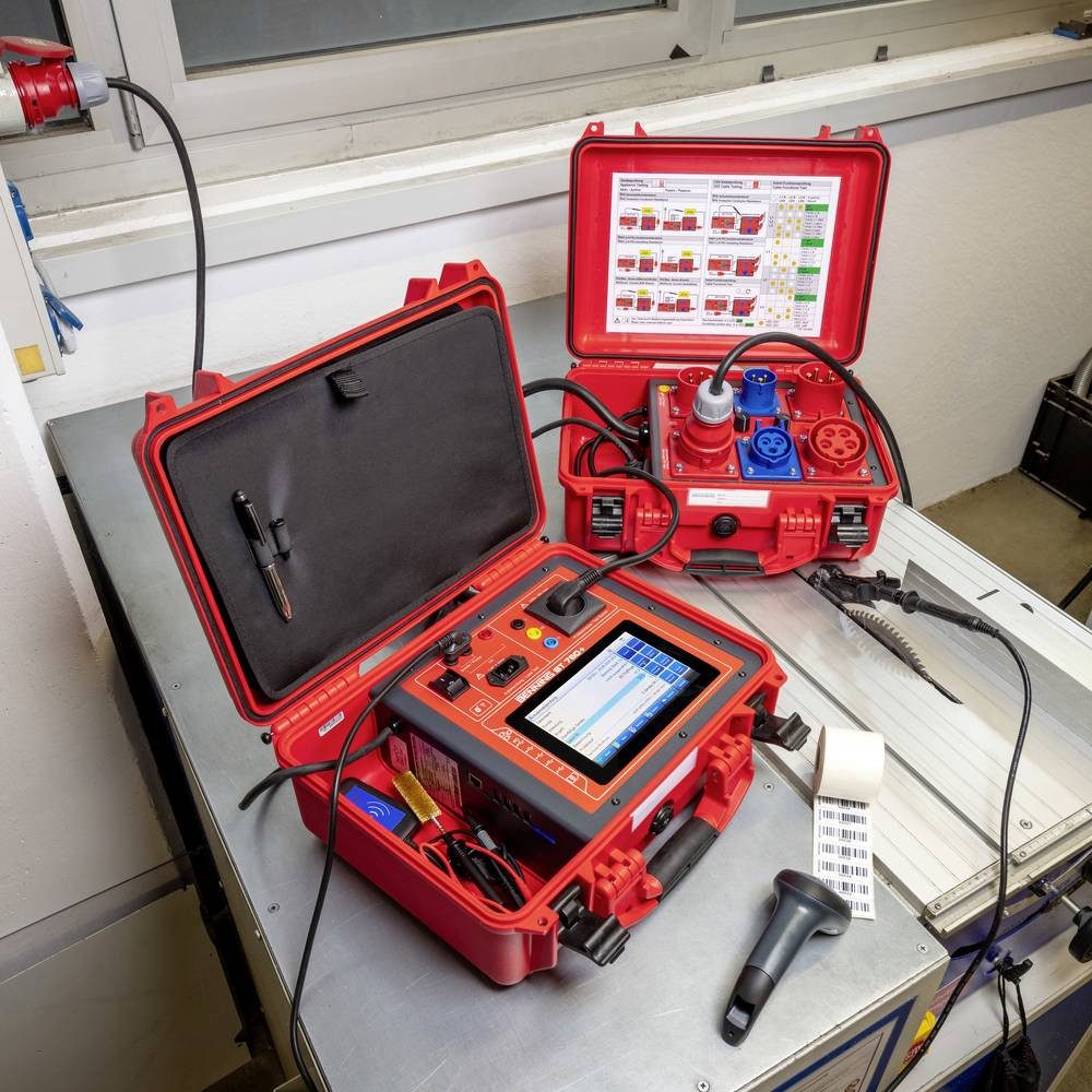 Benning Multimeter Gerätetester-Set zur Prüfung elektrischer 050333, mit Farb-Touchscreen, inkl. Koffer