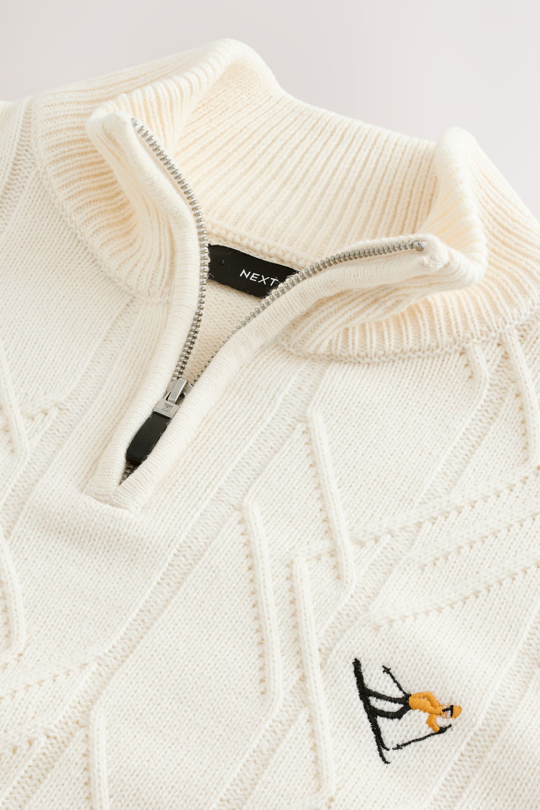 Next Troyer Weihnachtlicher Regular Fit Troyer mit Zopfmuster (1-tlg)