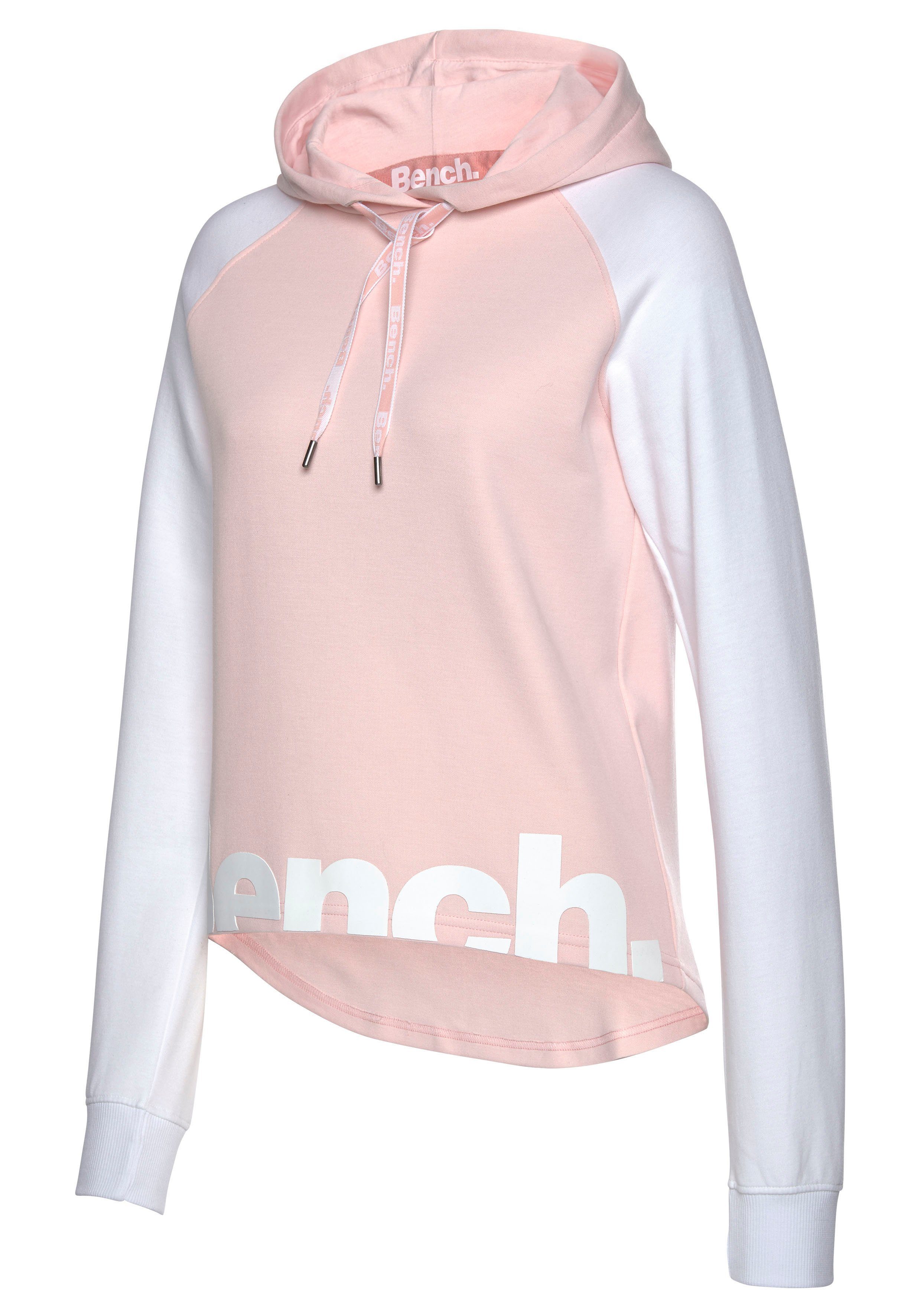 Bench. Loungewear Kapuzensweatshirt mit farblich abgesetzten Ärmeln und Logodruck, Loungeanzug, Hoodie
