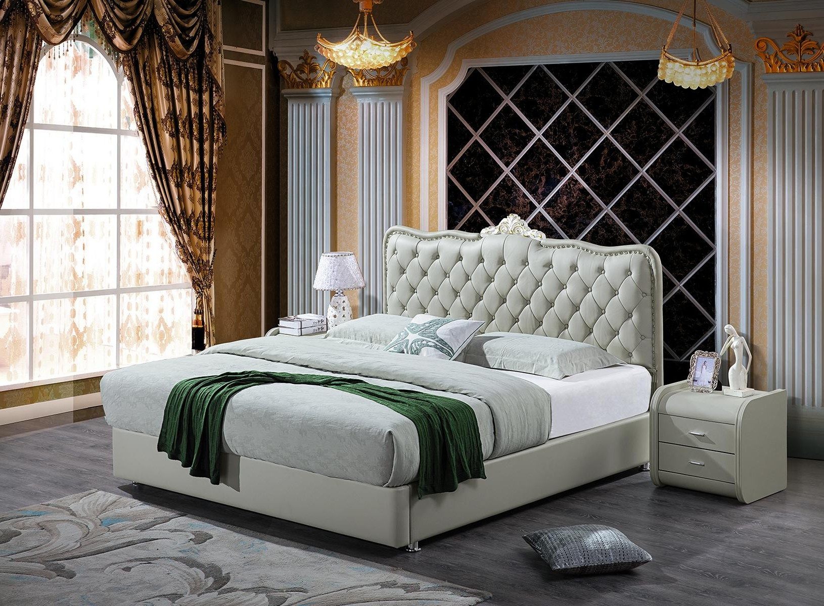 Polsterbett Luxuriöses Chesterfield Doppelbett im Barock Stil