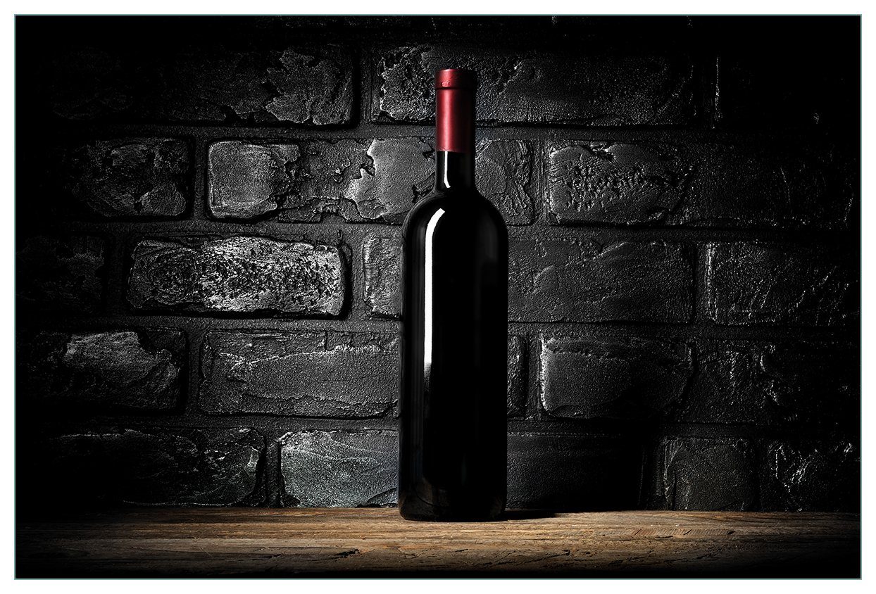 Wallario Küchenrückwand Rotwein-Flasche am Abend, (1-tlg)