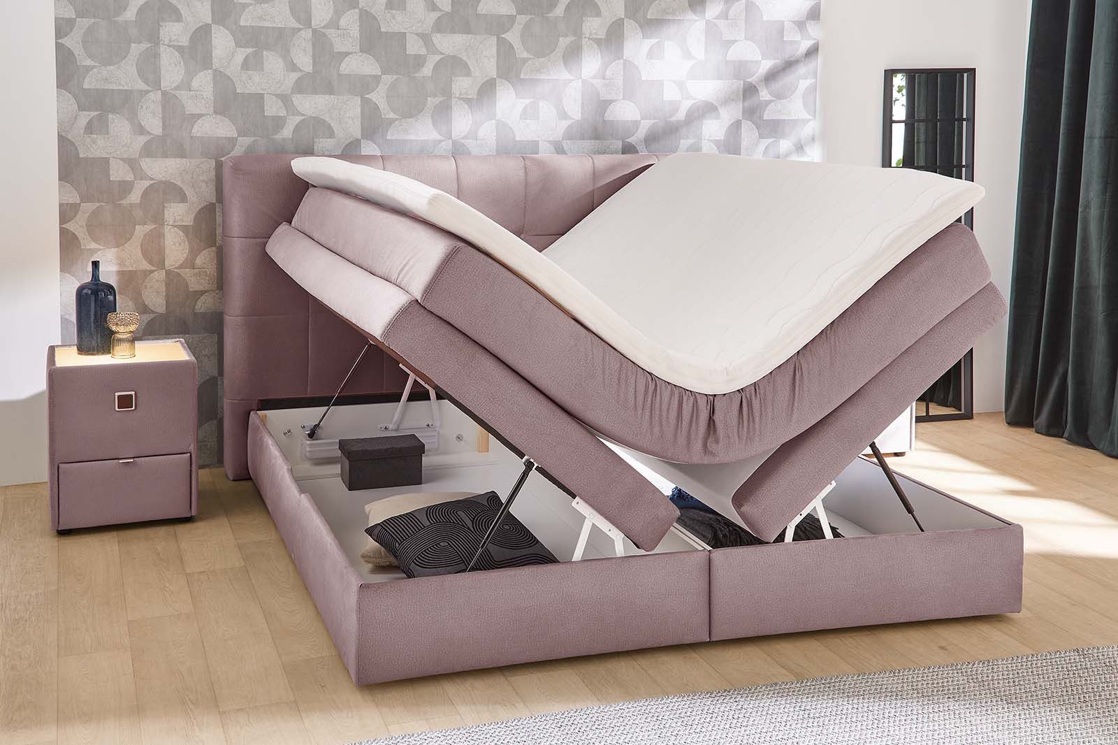 Jockenhöfer Gruppe Boxspringbett AMY in Samt, erhältlich in der Breite 180cm, mit Bettkasten und Kaltschaum-Topper