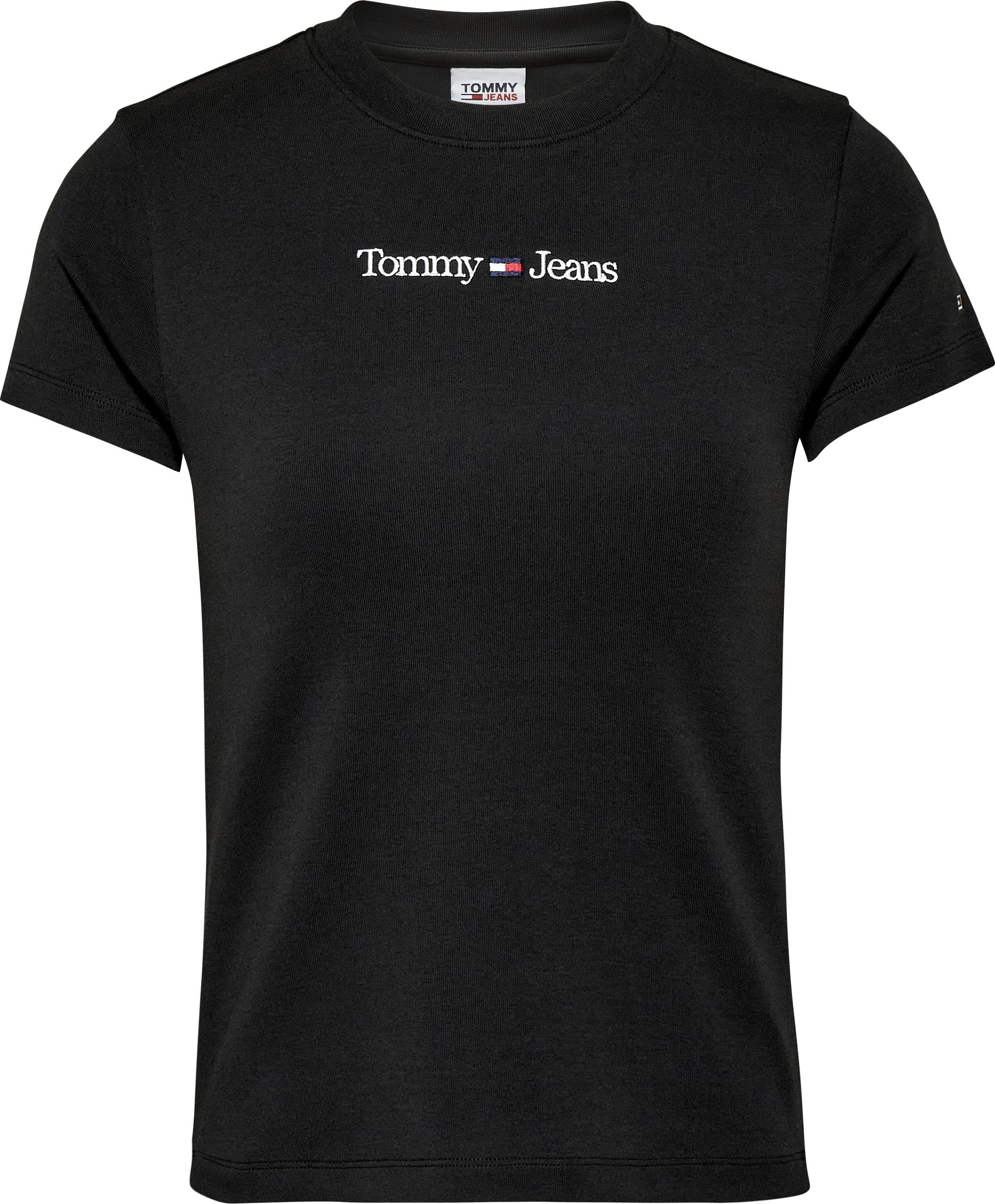 Tommy Jeans Kurzarmshirt Stickereien Jeans dezenten BABY schwarz Tommy TJW SERIF SS mit LINEAR