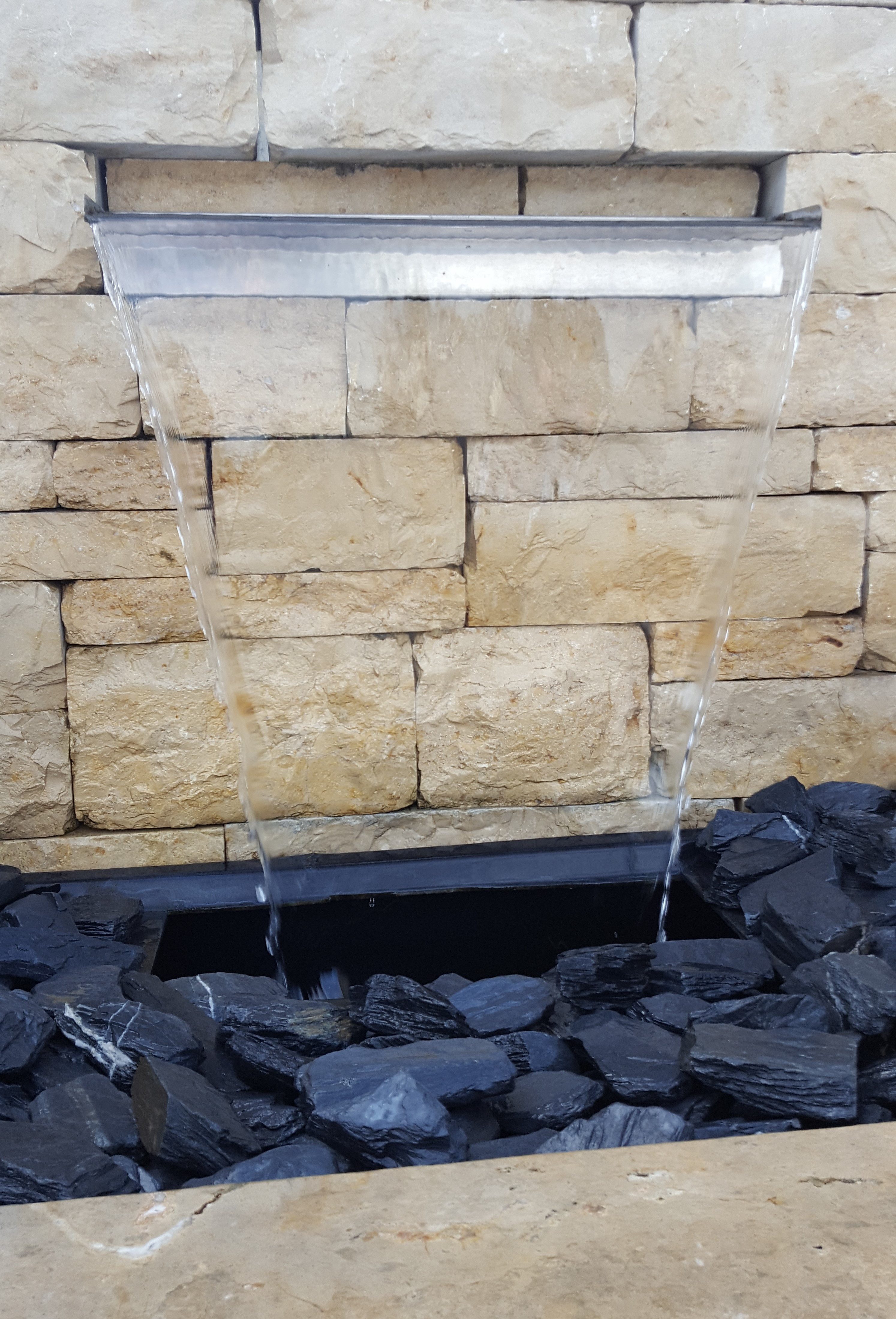Jürgen Bocker - Gartenambiente Wasserfall Wasserfall 45 cm Edelstahl matt LED Sets erhältlich Wasserauslauf, 45,00 cm Breite