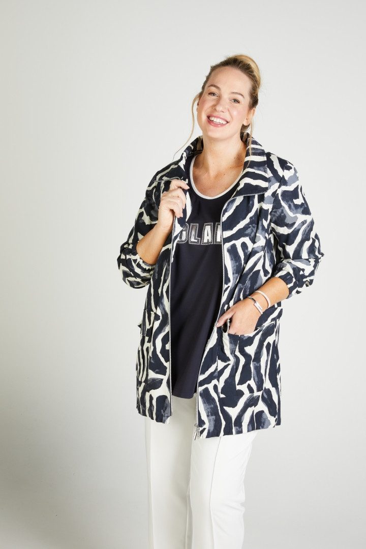 Mona Lisa Sommerjacke Große Größen Midnight Blue modische Jacke mit edlem Design