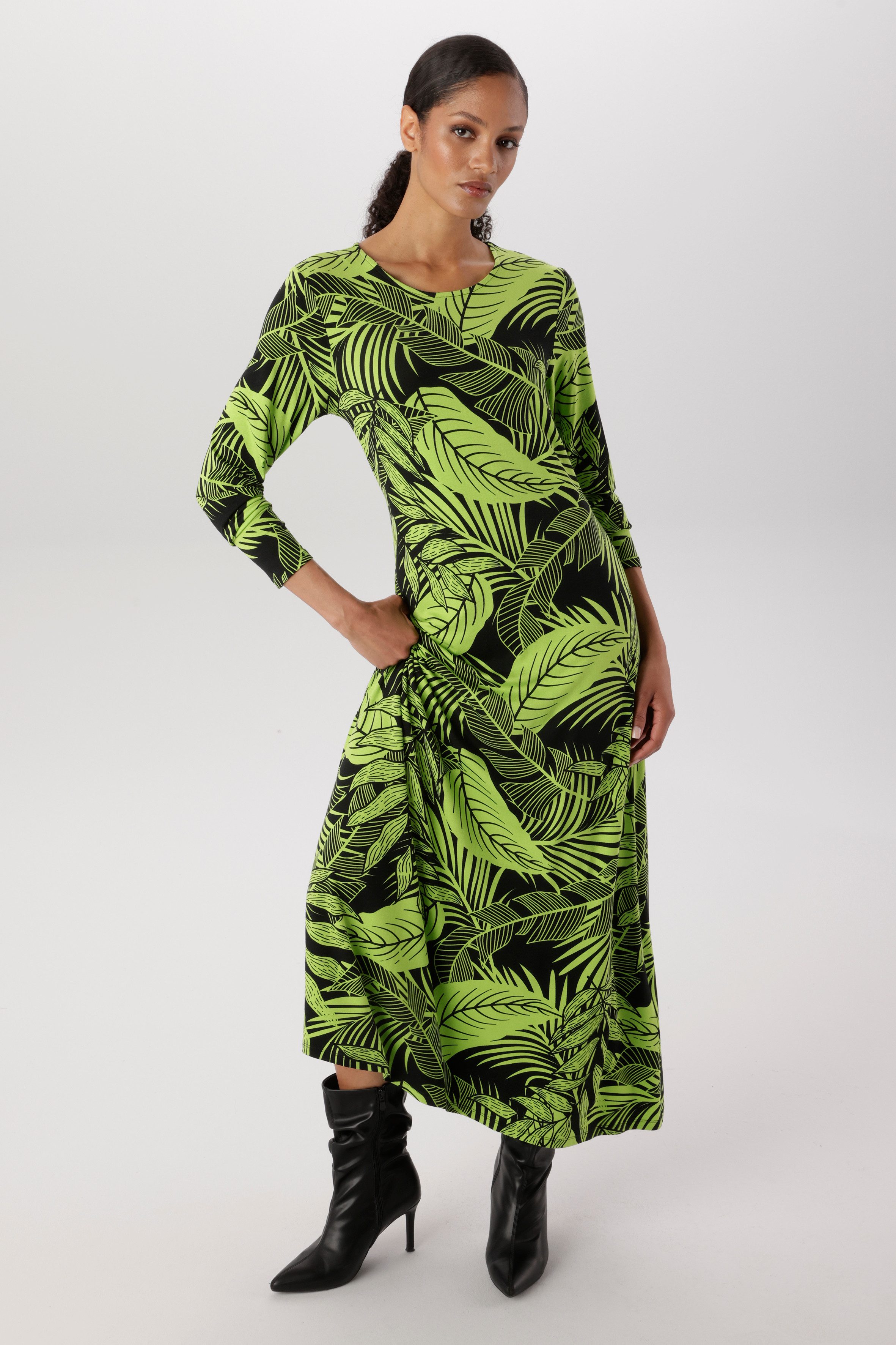 Aniston SELECTED Maxikleid mit etwas weiter schwingendem Rockteil - NEUE KOLLEKTION
