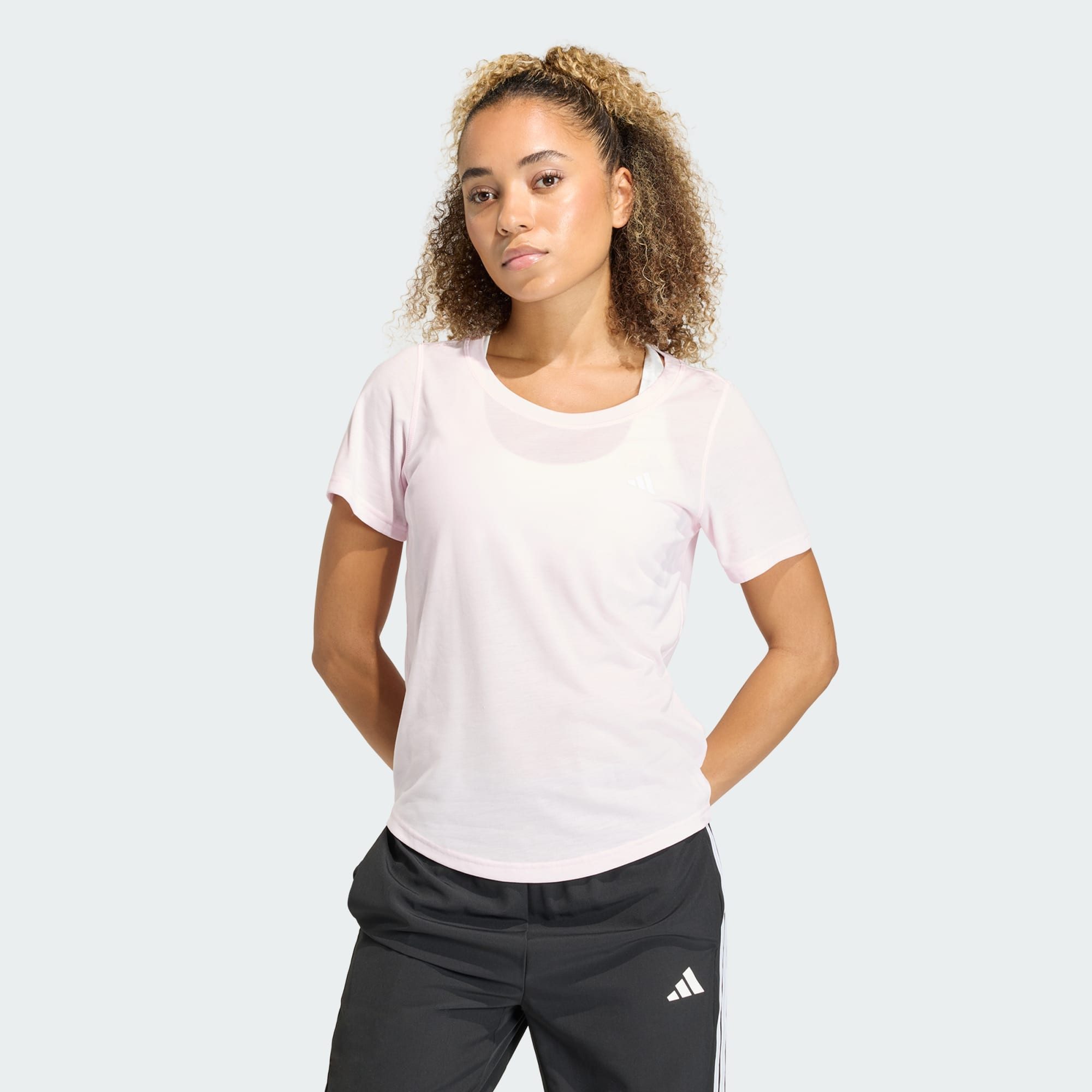 adidas Performance Trainingsshirt WORKOUT ESSENTIALS T-SHIRT MIT TIEFEM AUSSCHNITT