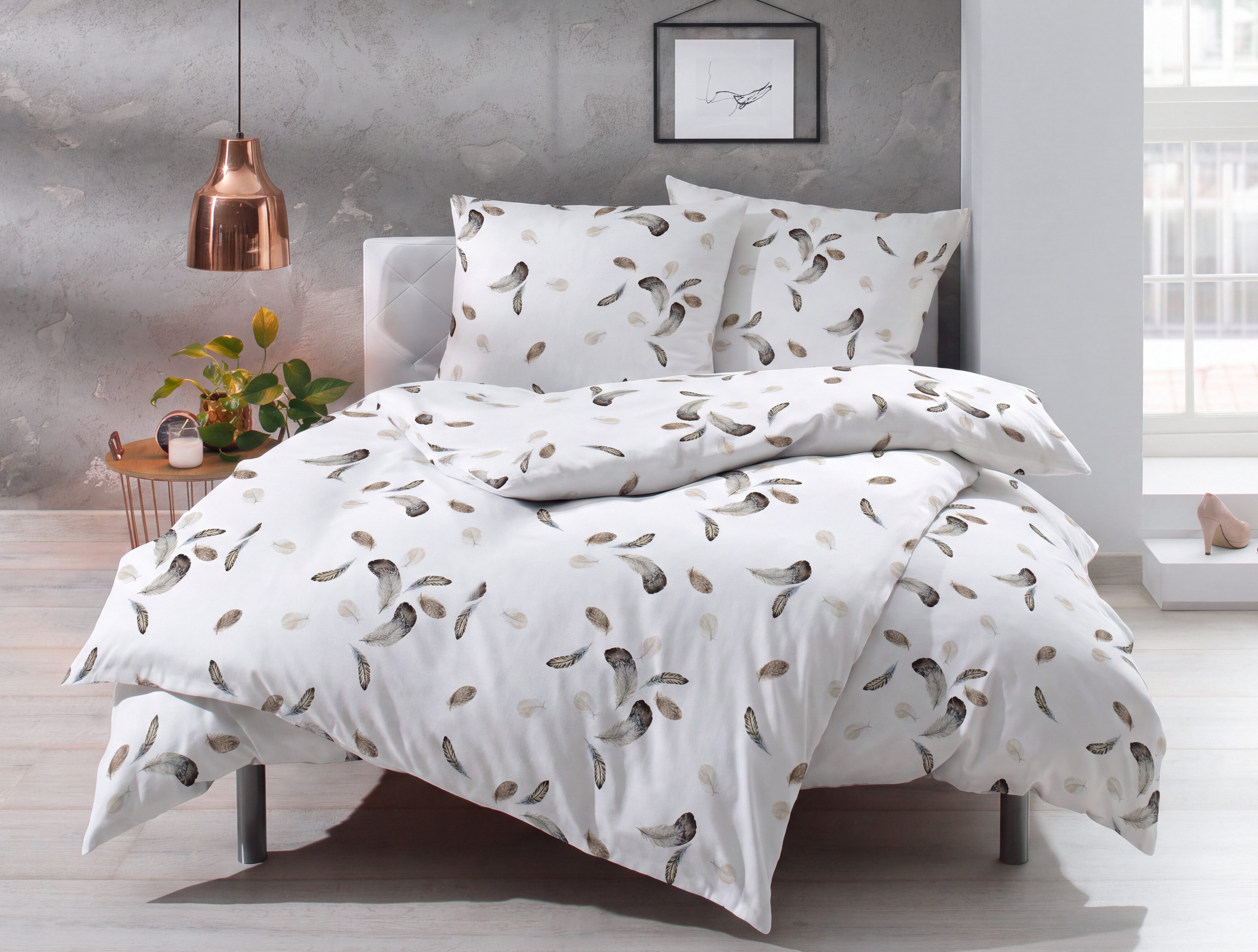 BETTWAESCHE-MIT-STIL Bettwäsche Mako Satin Bettwäsche Federn weiß, Mako-Satin, 2 teilig