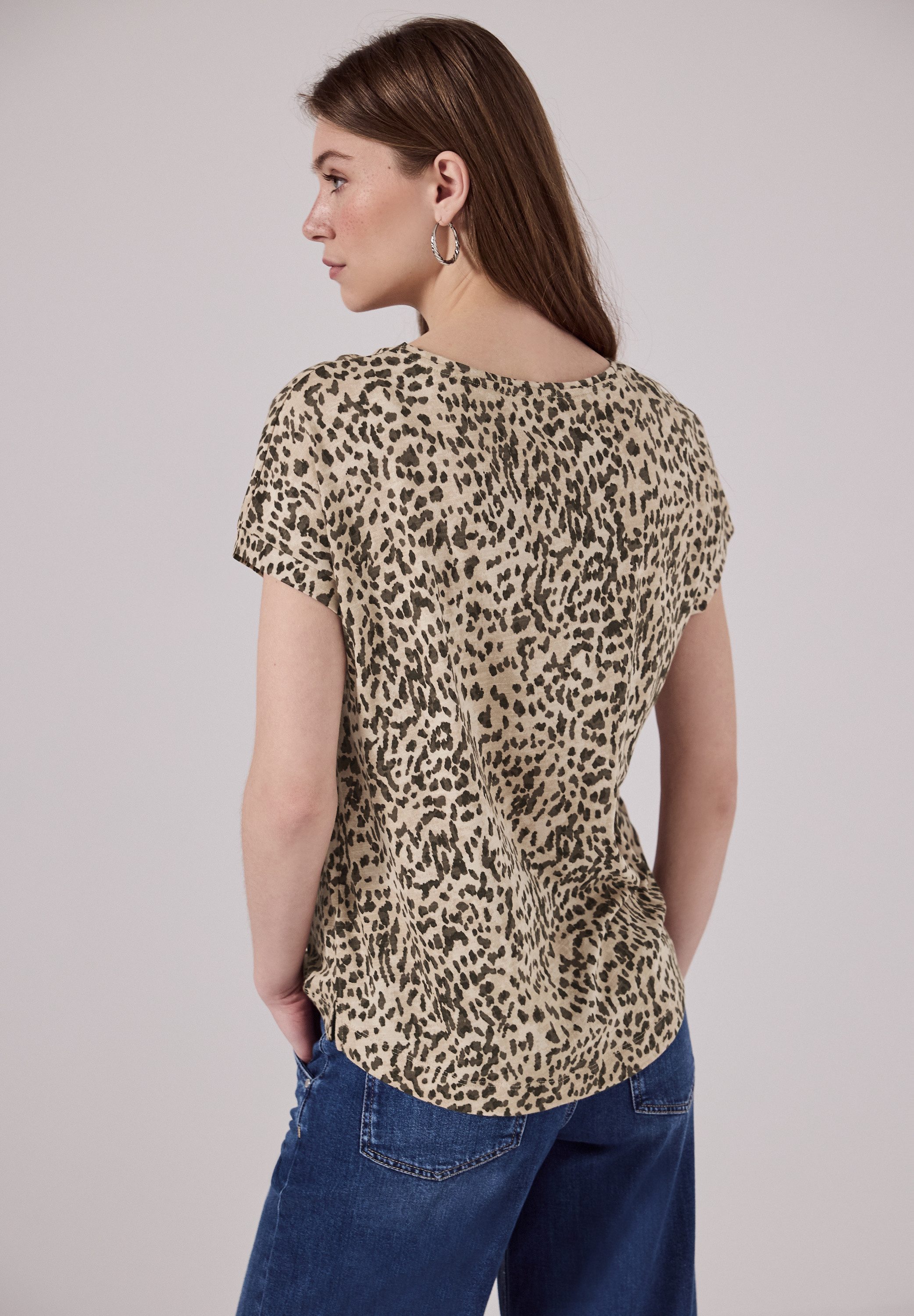 STREET ONE STUDIO T-Shirt mit abgerundetem günstig online kaufen