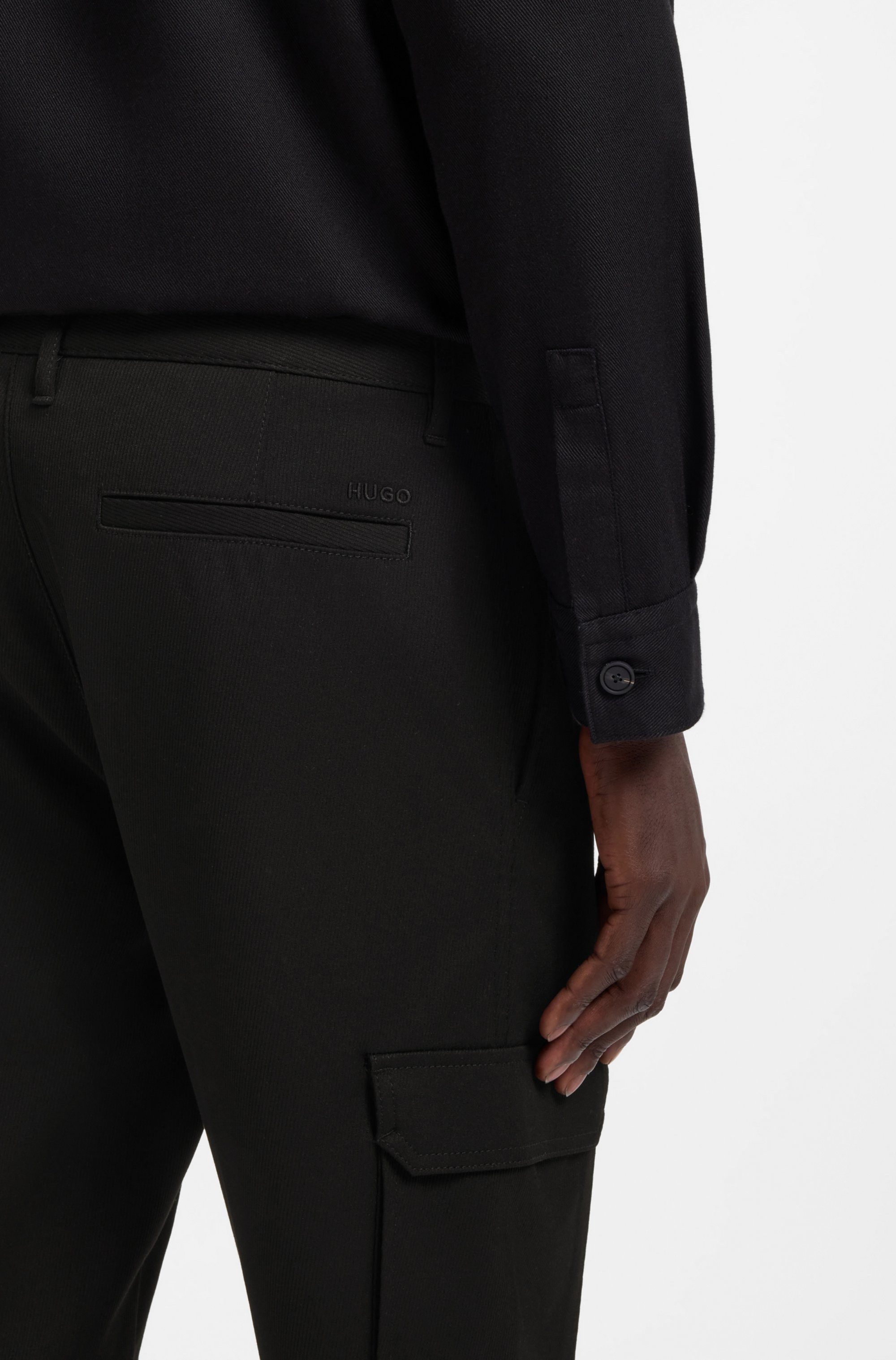 HUGO Cargohose Glavin Slim Fit, tapered leg, Bundfalten vorne
