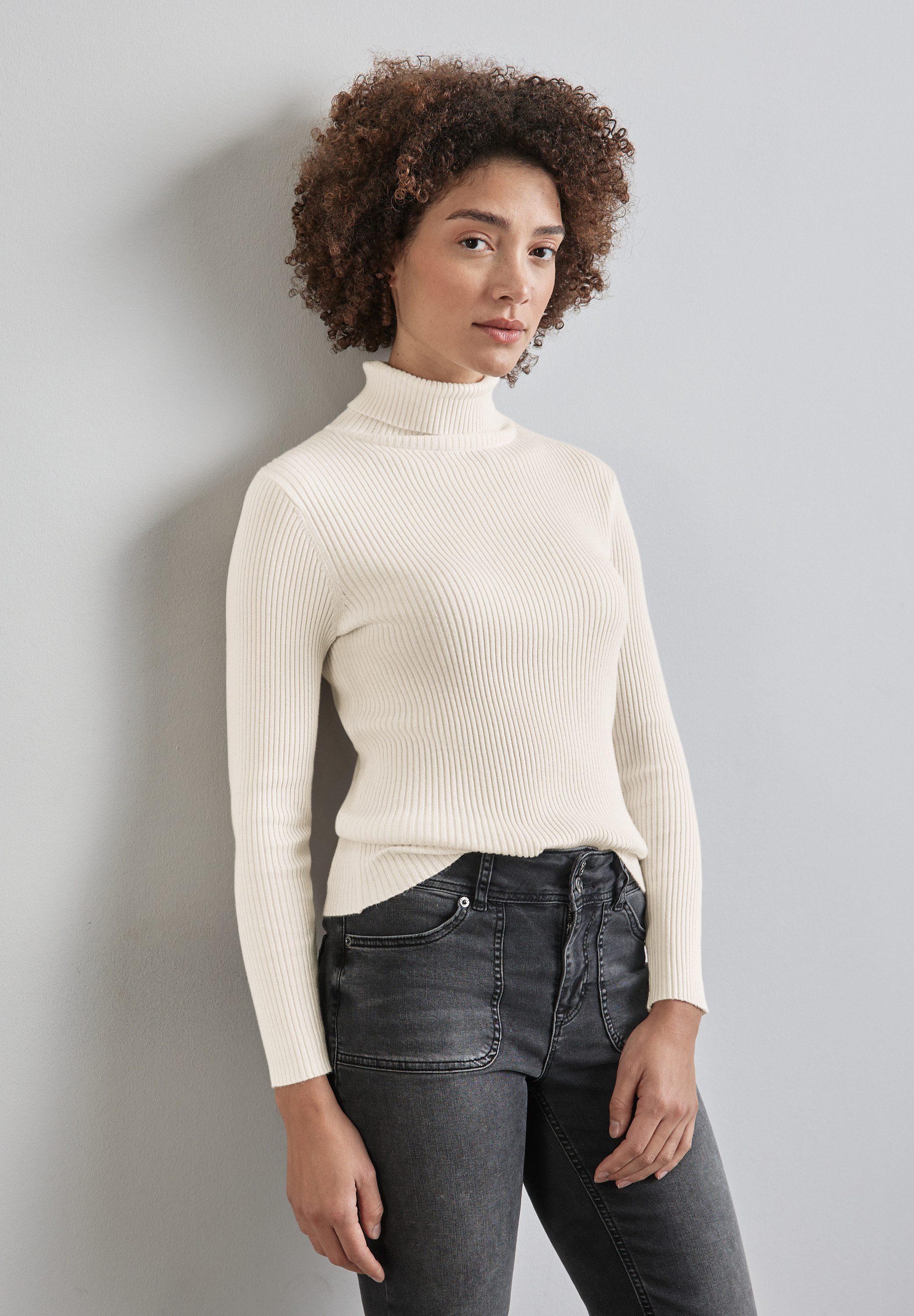 Rollkragenpullover