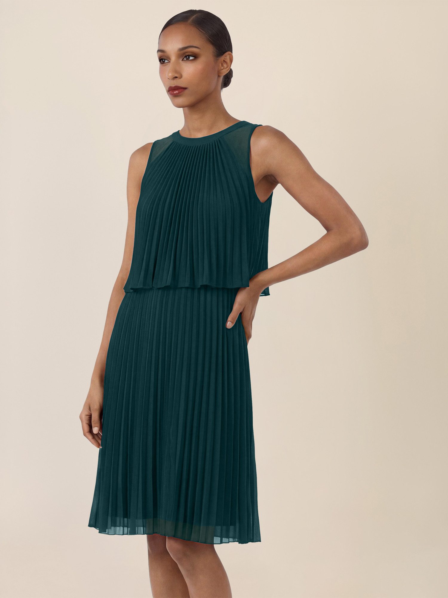 Apart Chiffonkleid mit doppellagigem Oberteil günstig online kaufen