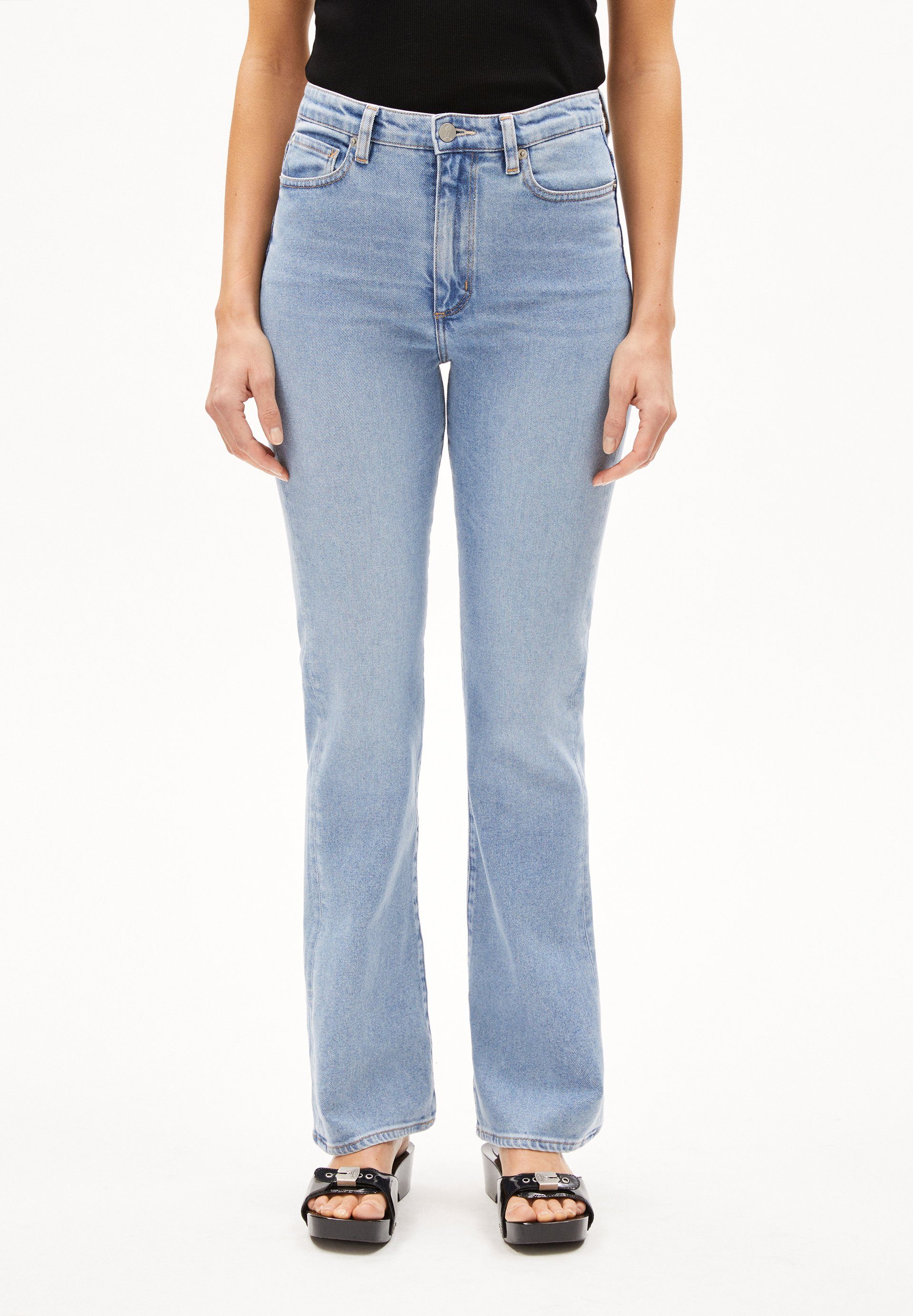 Straight-Jeans LINNAA