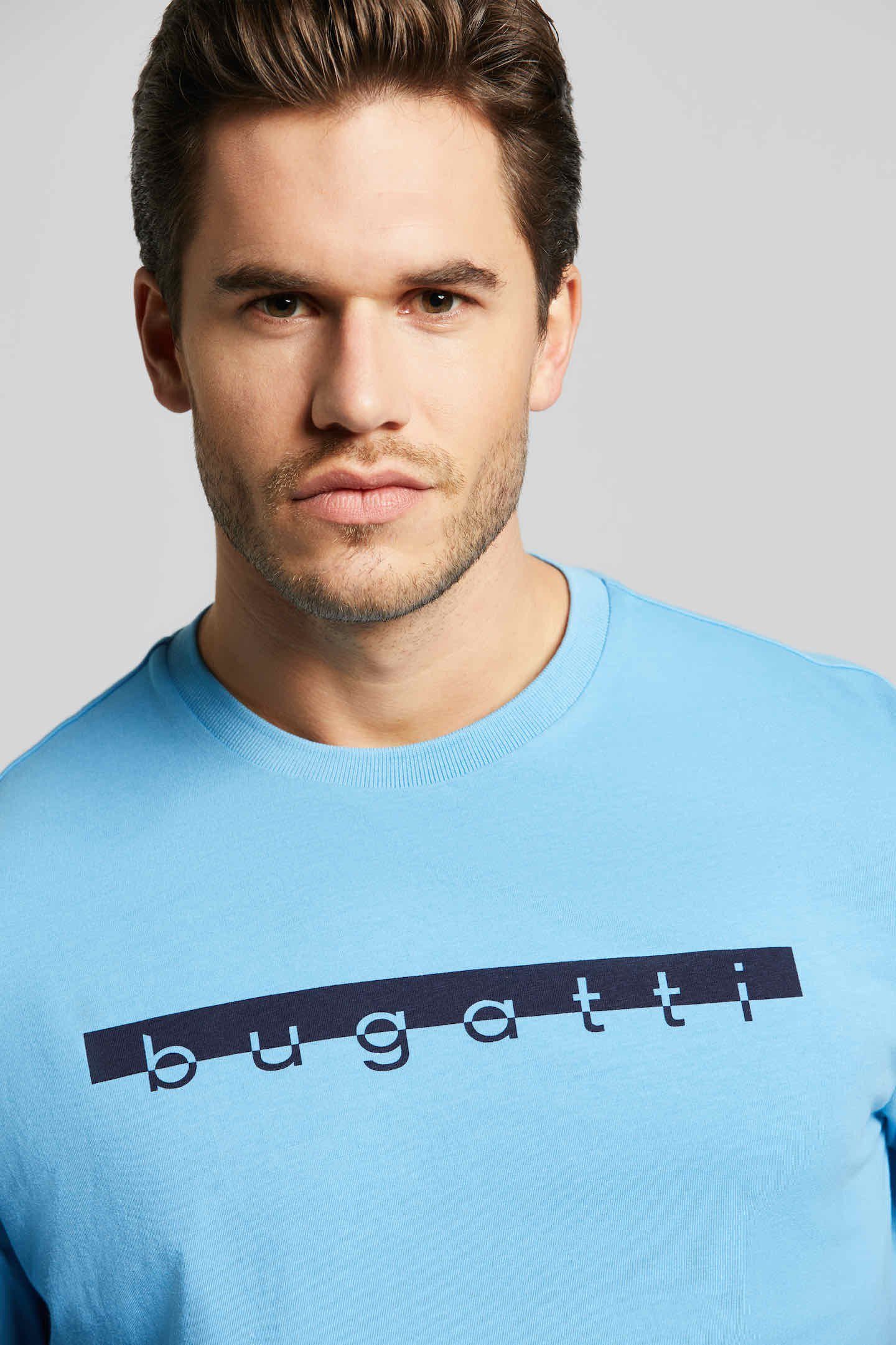 großem bugatti T-Shirt blau Logo-Print mit