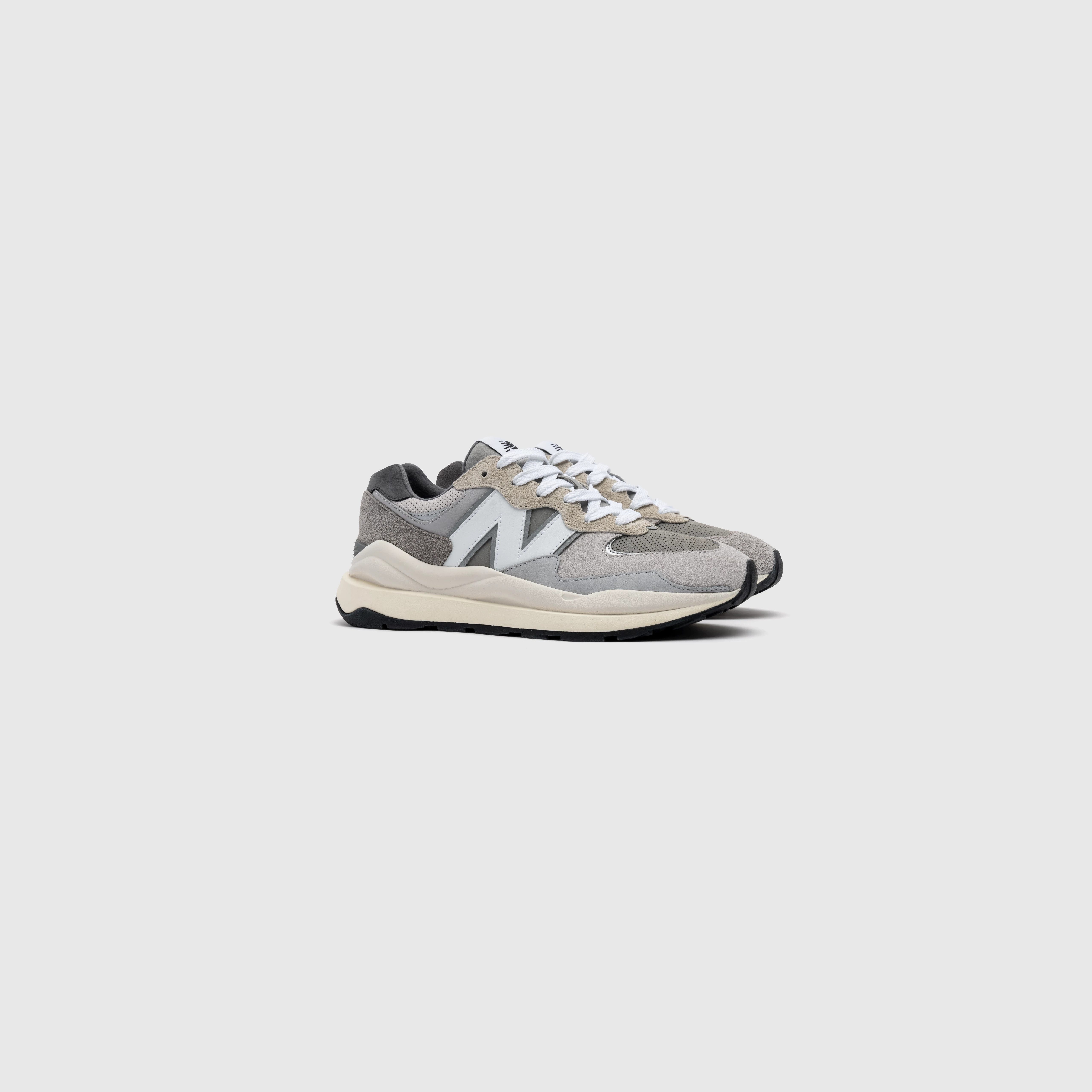 PV574 Sneaker