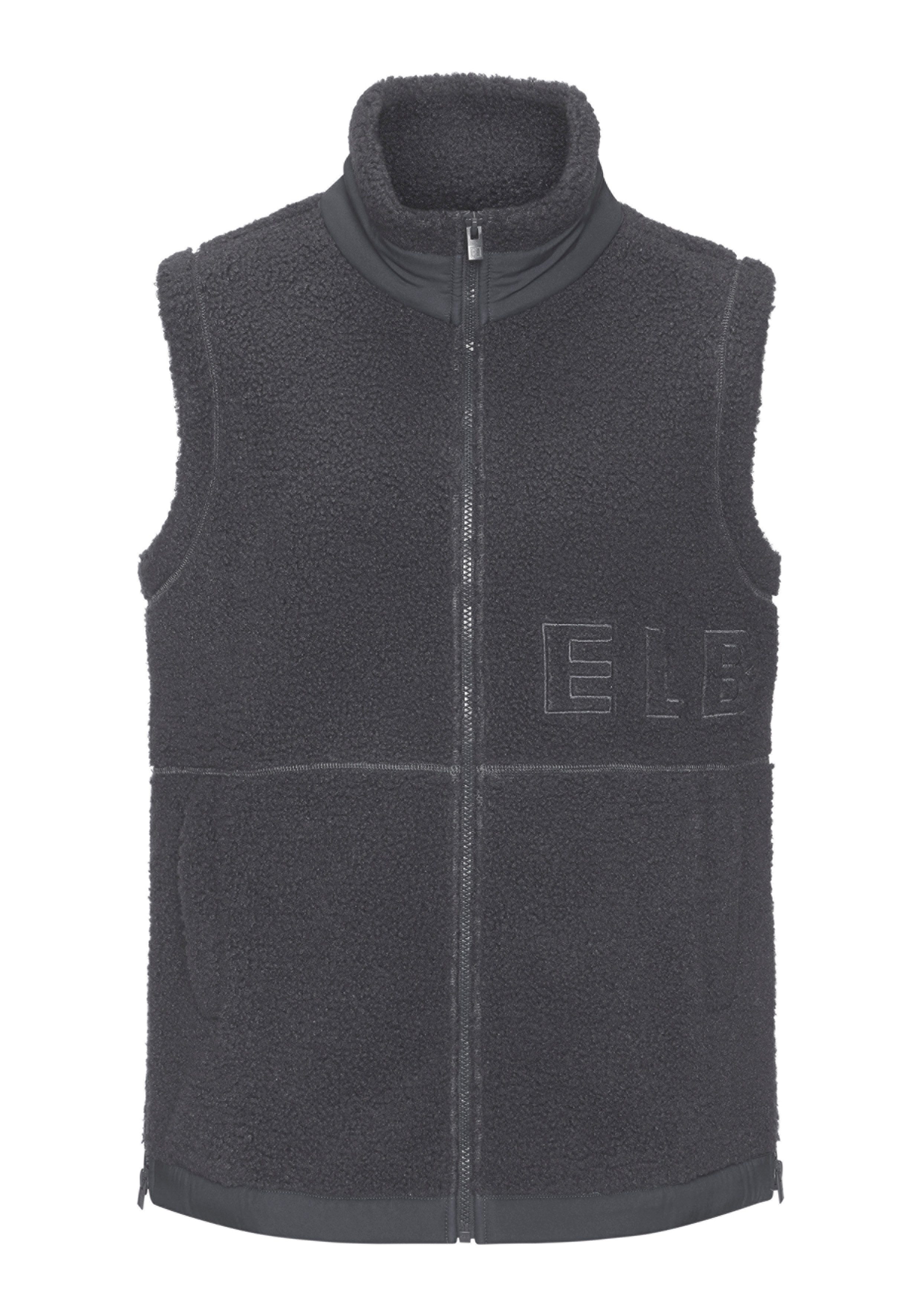Elbsand Fleeceweste mit großer Schriftzug-Stickerei. € 79,99