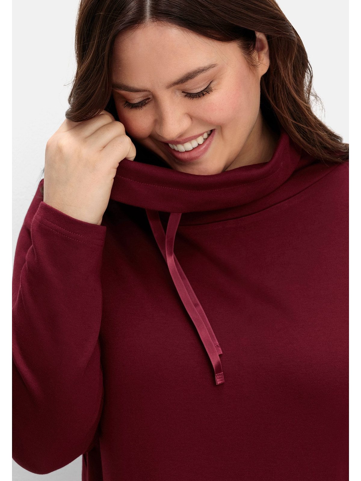 Sheego Sweatshirt Große Größen in A-Linie mit Stehkragen