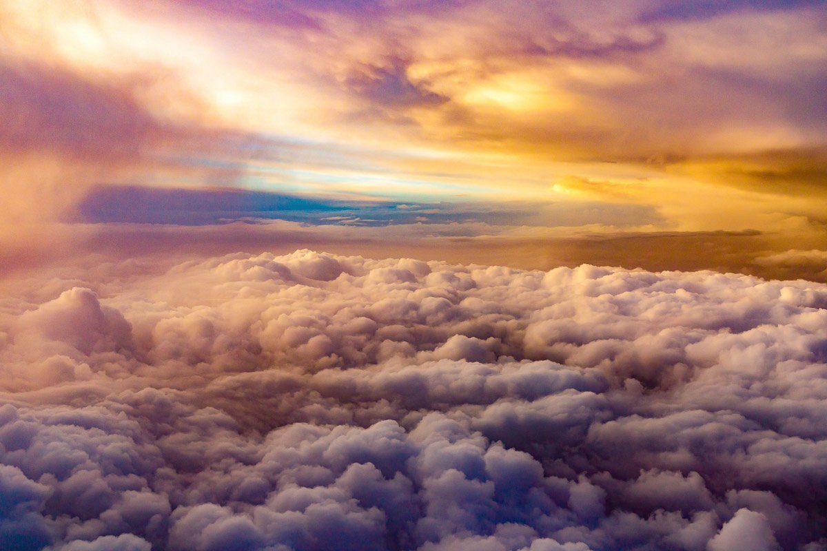 Papermoon Fototapete Ansicht über Wolken