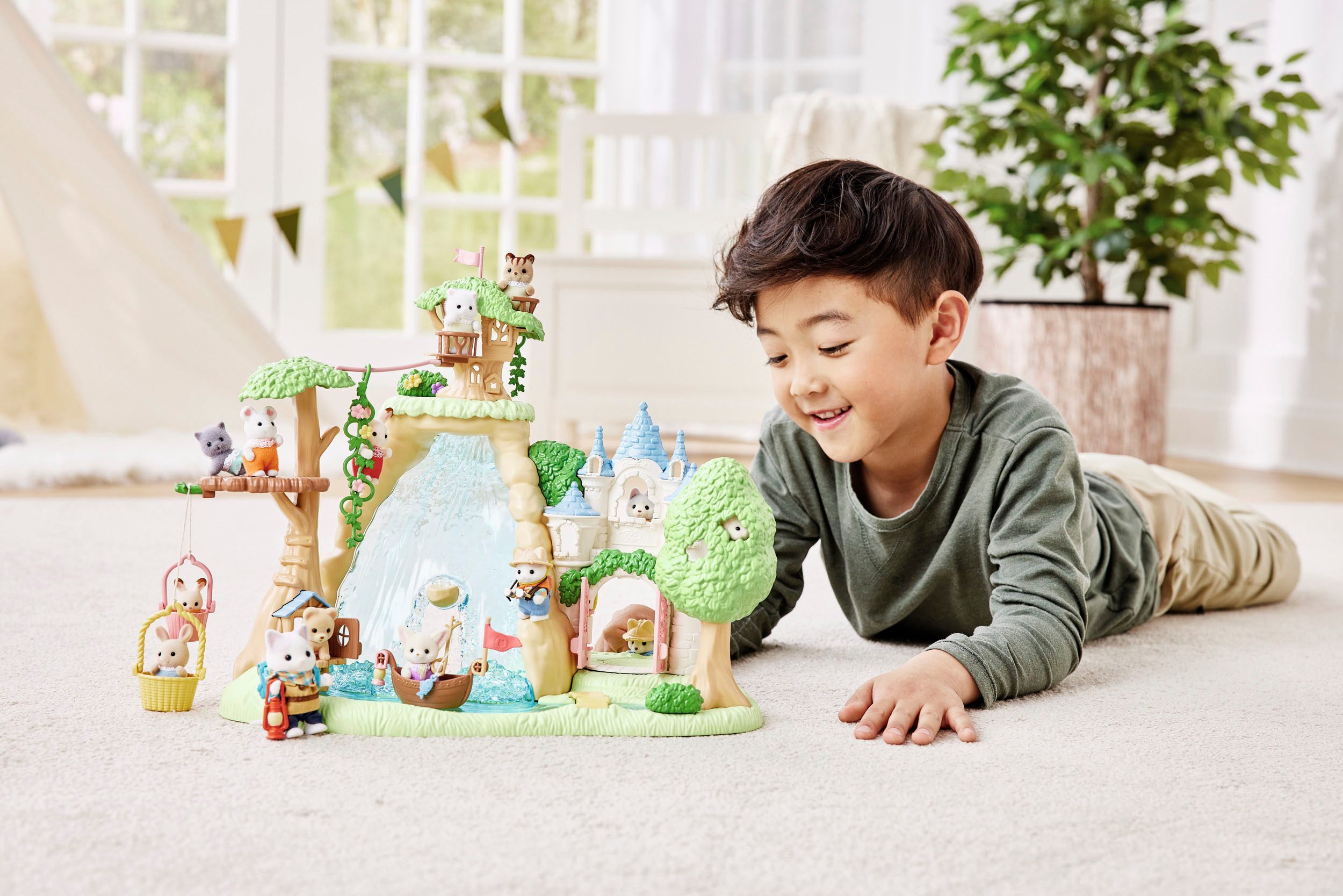 Sylvanian Families Spielfigur Abenteuer Entdecker Set mit zwei Figuren (5763) – Bild 4 von 5