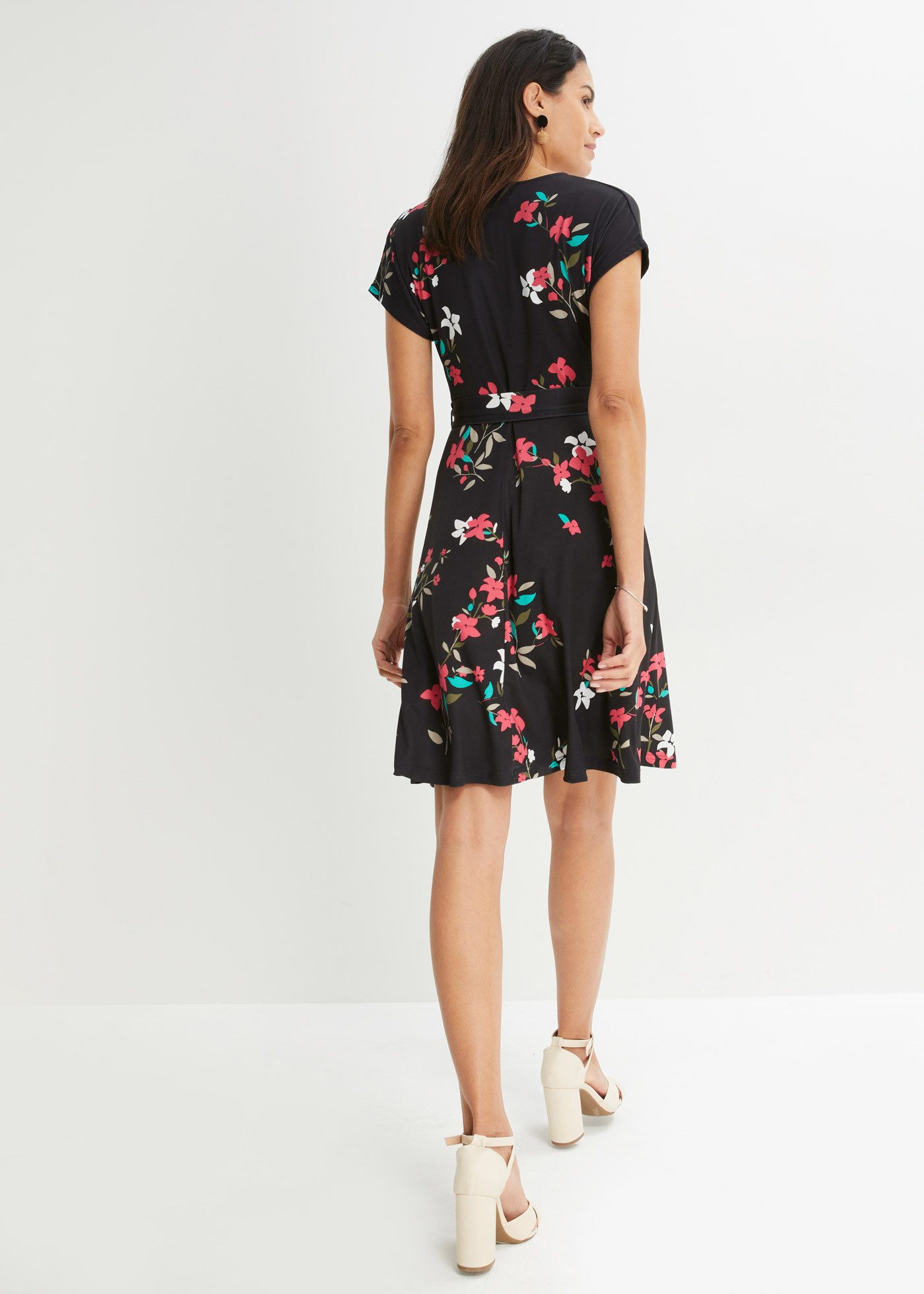 bonprix Jerseykleid für festliche Anlässe, Kurzarm, figurumspielende Passfo günstig online kaufen