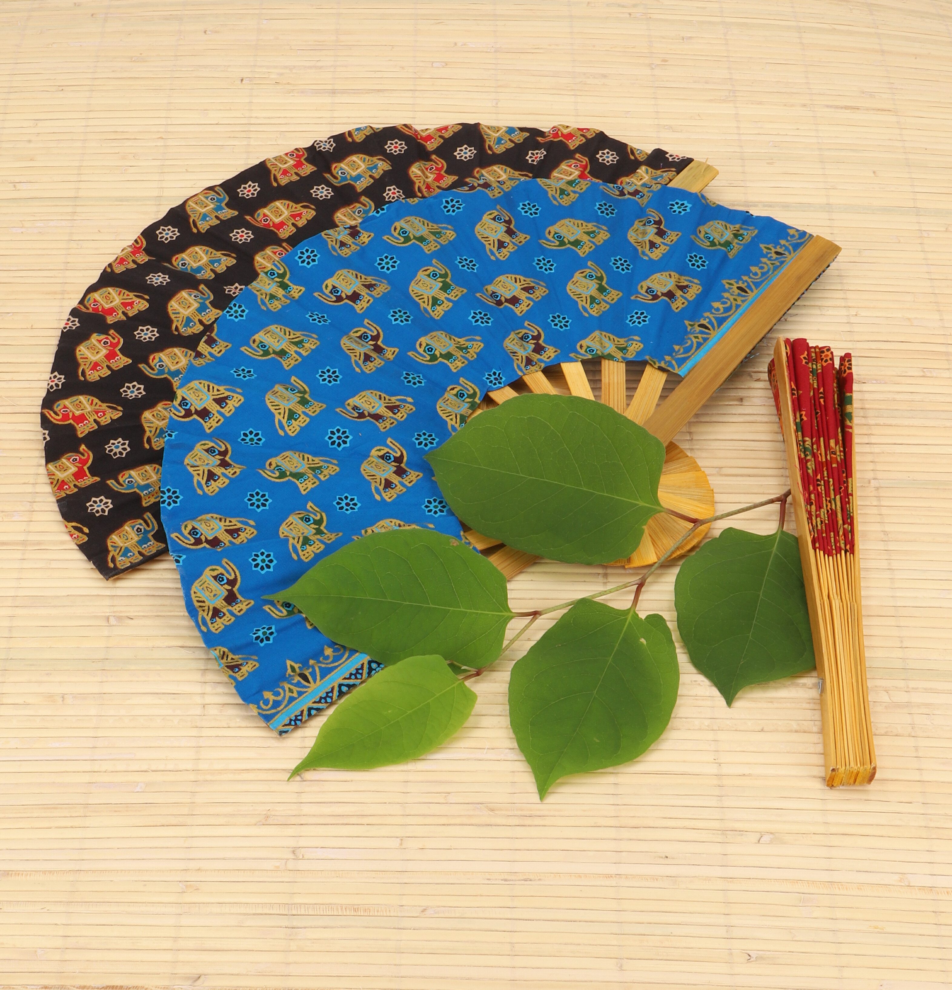 Guru-Shop Handfächer Bespannter Bambusfächer, asiatischer Fächer,..