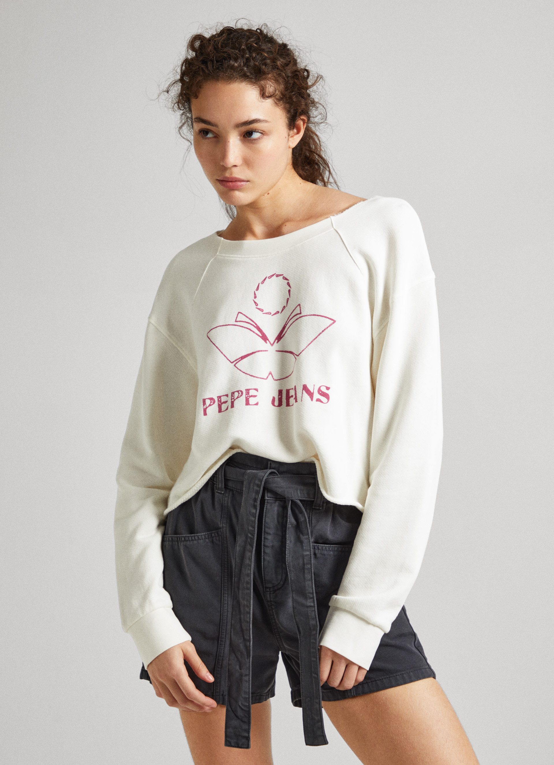 Pepe Jeans Sweatshirt LORELAI in kurzer Boxy-Form