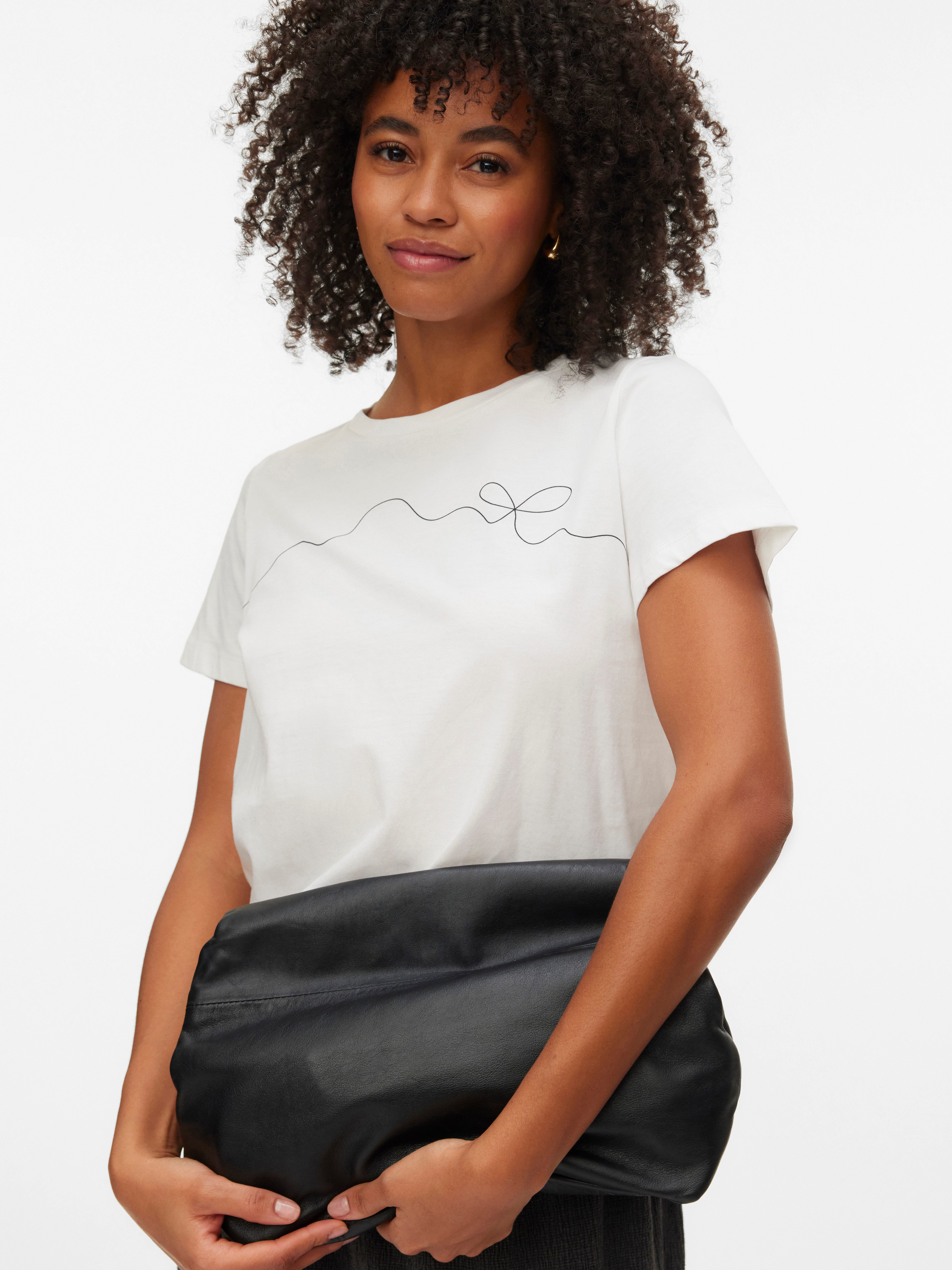 Vero Moda Kurzarmshirt VMKILANO S/S O-NECK T-SHIRT JRS BTQ Baumwolle, regular fit