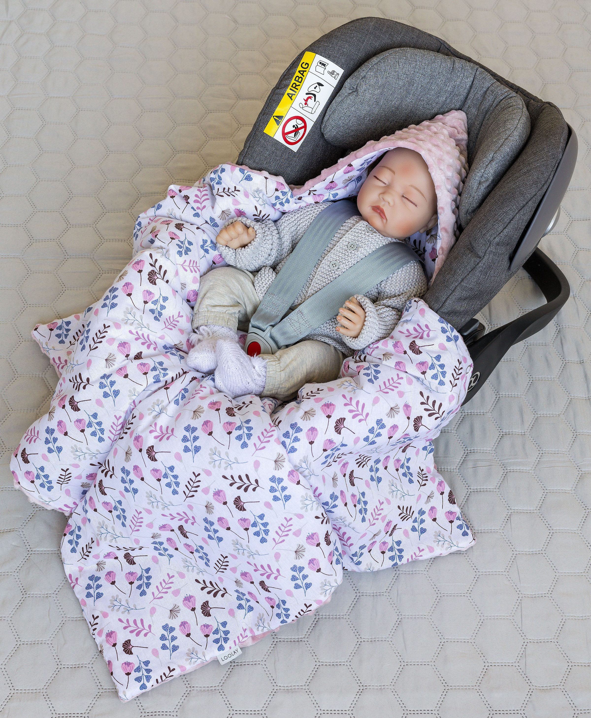 Loolay Babytrage Einschlagdecke für Kinder Autositz und Babyschale Babytrage 90 x 90 cm (MINKY/ Baumwolle Kuscheldecke Kinderwagendecke Babydecke, Neugeborene Babyausstattung PREMIUM Geschenk), LOOLAY® - 100% Europäische Stoffe und Kleinserien-Nähen!