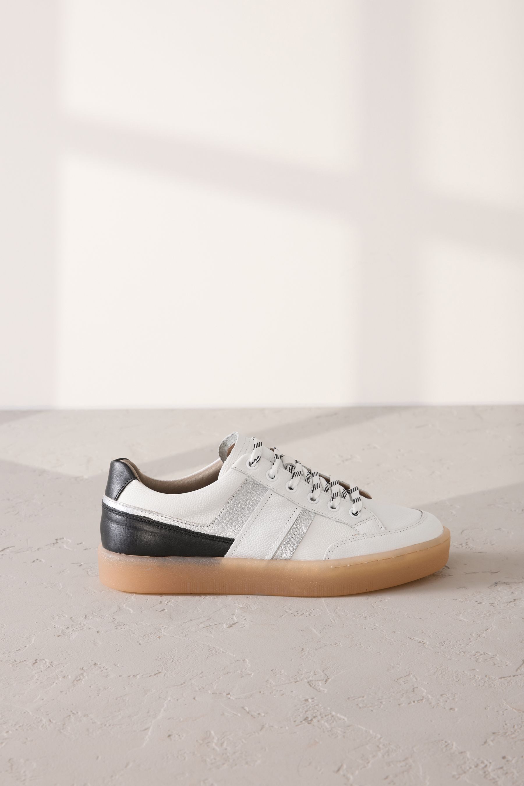 Next Signature Premium Turnschuhe mit Seitenstreifen Sneaker (1-tlg) günstig online kaufen