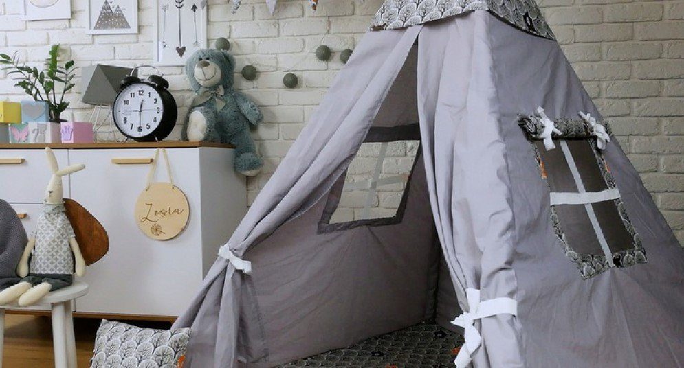 Pamek Spielzelt Spielzelt Tipi für 2 Personen mit 3 Kissen, Bodenmatte, Kinderzelt (7-tlg) Sehr einfache und schnelle Montage.