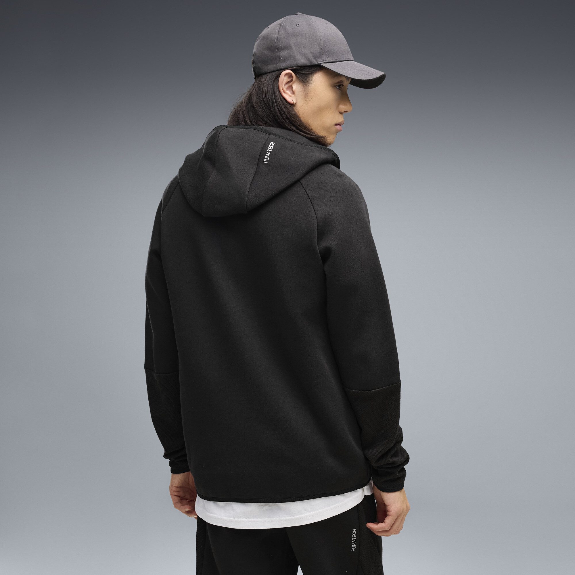 PUMA Sweatjacke PUMATECH Elevated Slim Kapuzenjacke Herren – Bild 3 von 5