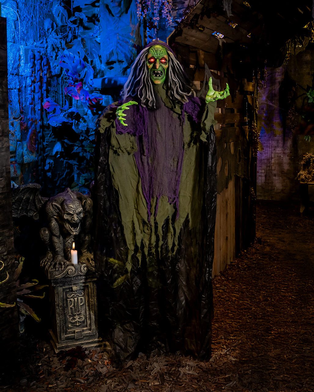 Horror-Shop Dekoobjekt Hexe mit Schütteleffekt, Sound & Licht 182cm als H – Bild 2 von 4