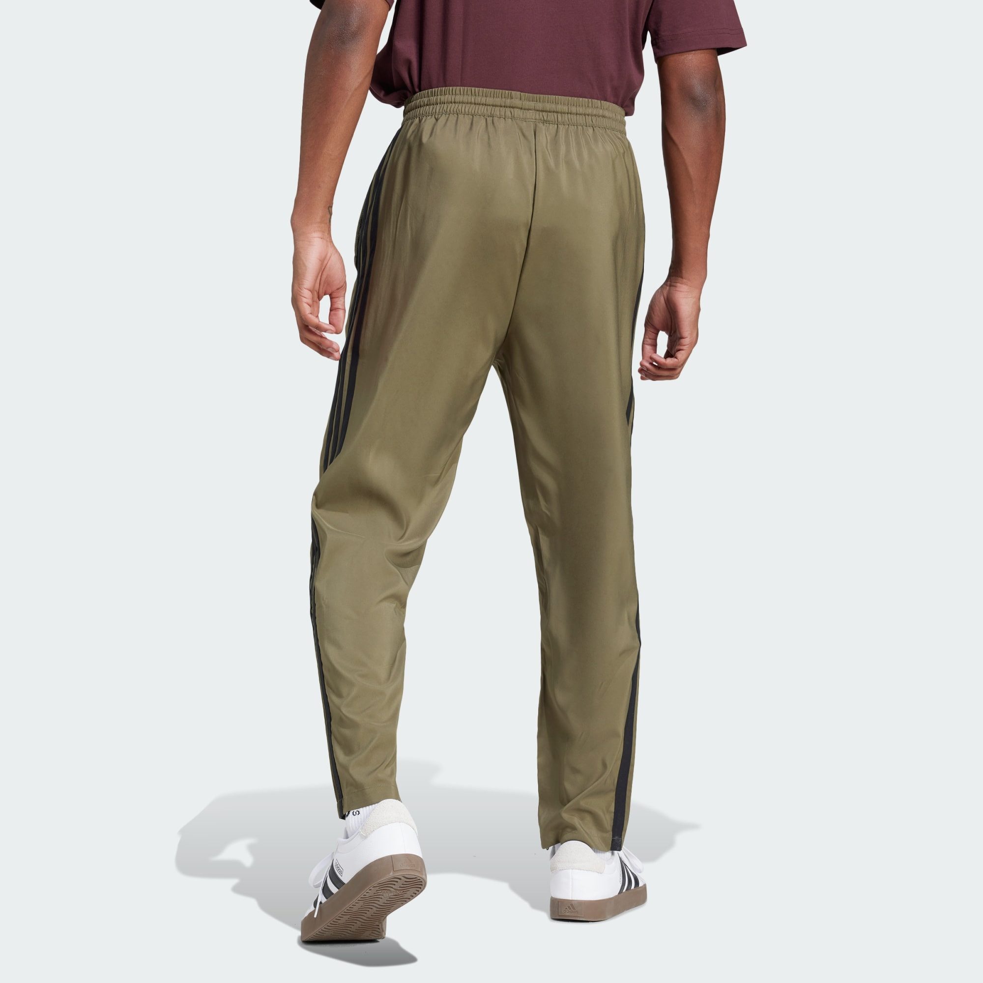 adidas Sportswear Sporthose ESSENTIALS 3-STREIFEN STANFORD OPEN HEM HOSE (1 günstig online kaufen