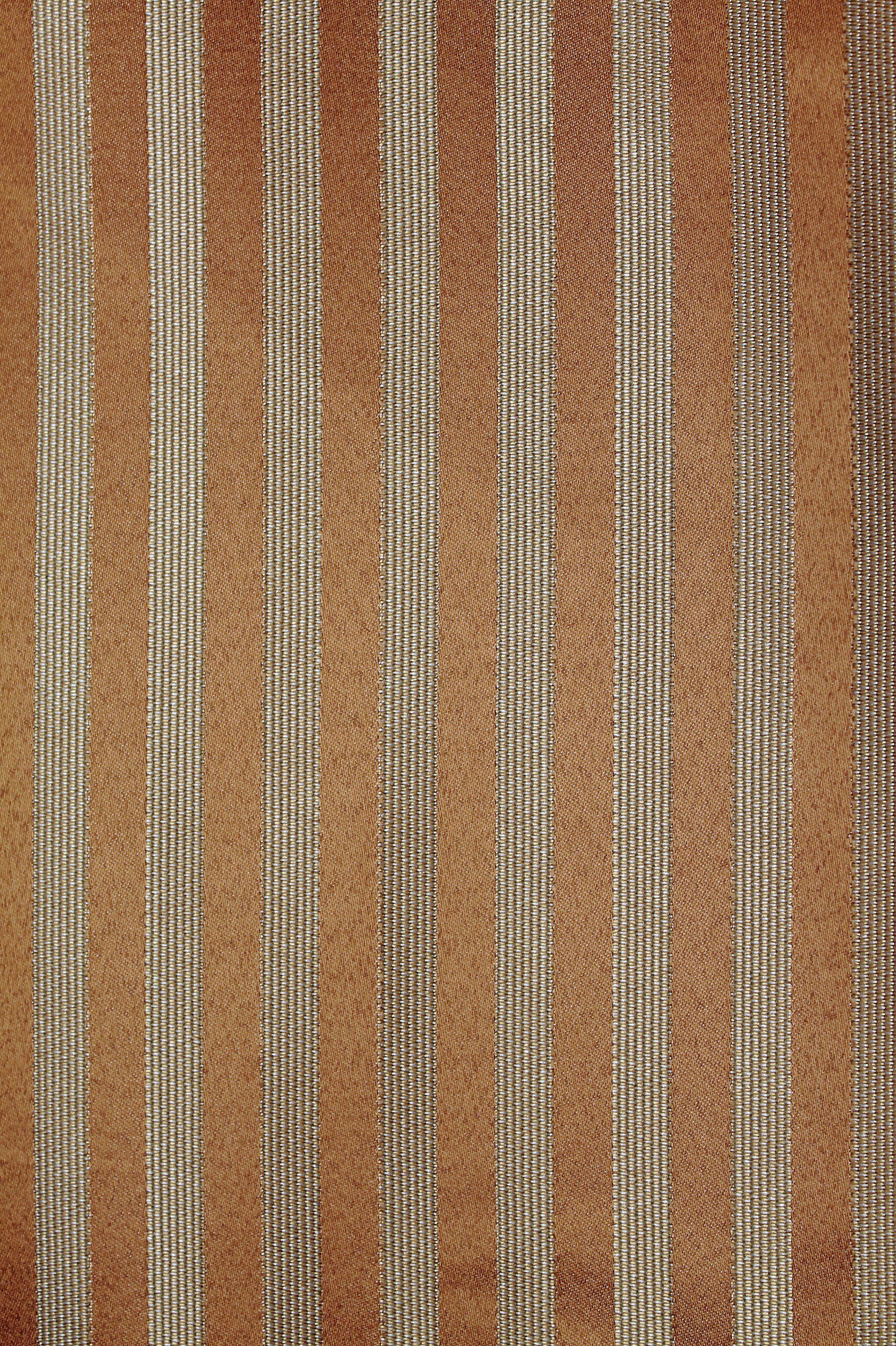 Gardine Triftsee, HOSSNER Schlaufenschal mit DECO, goldfarben/zimt HOME ART Streifen Schlaufen St), OF gewebten - blickdicht, (1