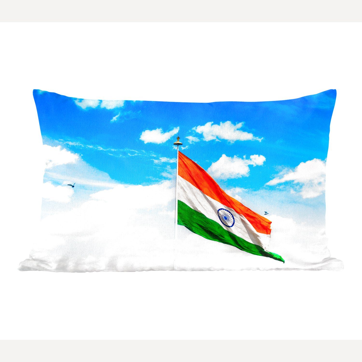 MuchoWow Dekokissen Indische Flagge vor blauem Himmel, Wohzimmer Dekoration, Zierkissen, Dekokissen mit Füllung, Schlafzimmer
